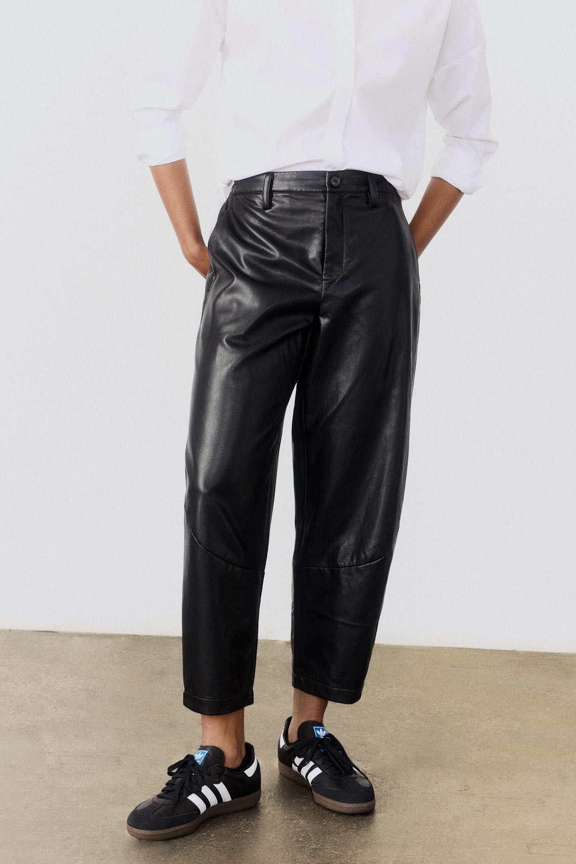 The Vegan Leather Wide-ish Pants | Black – Ruti