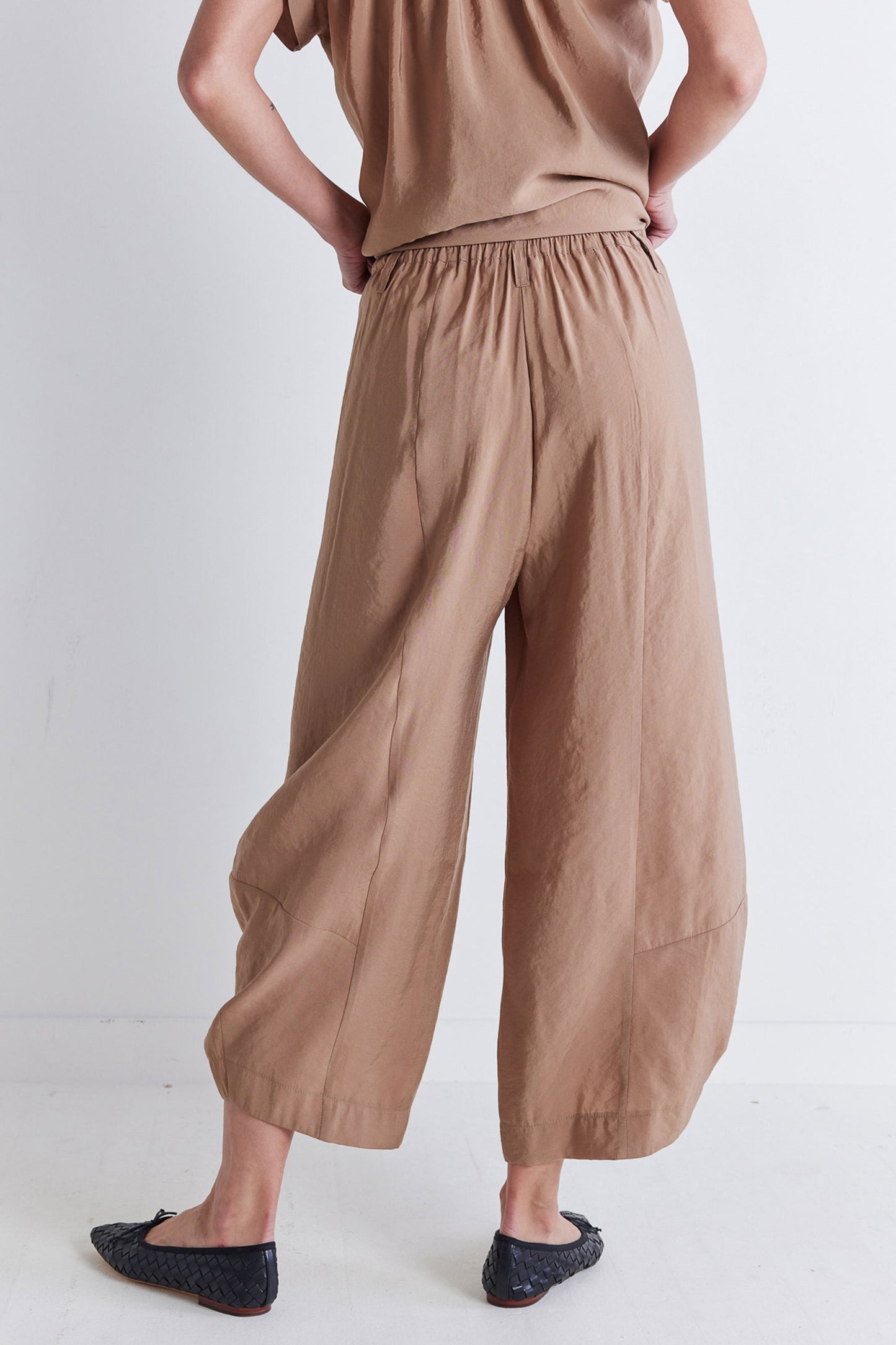 Not Your Average Wide Leg Light Poplin Pants