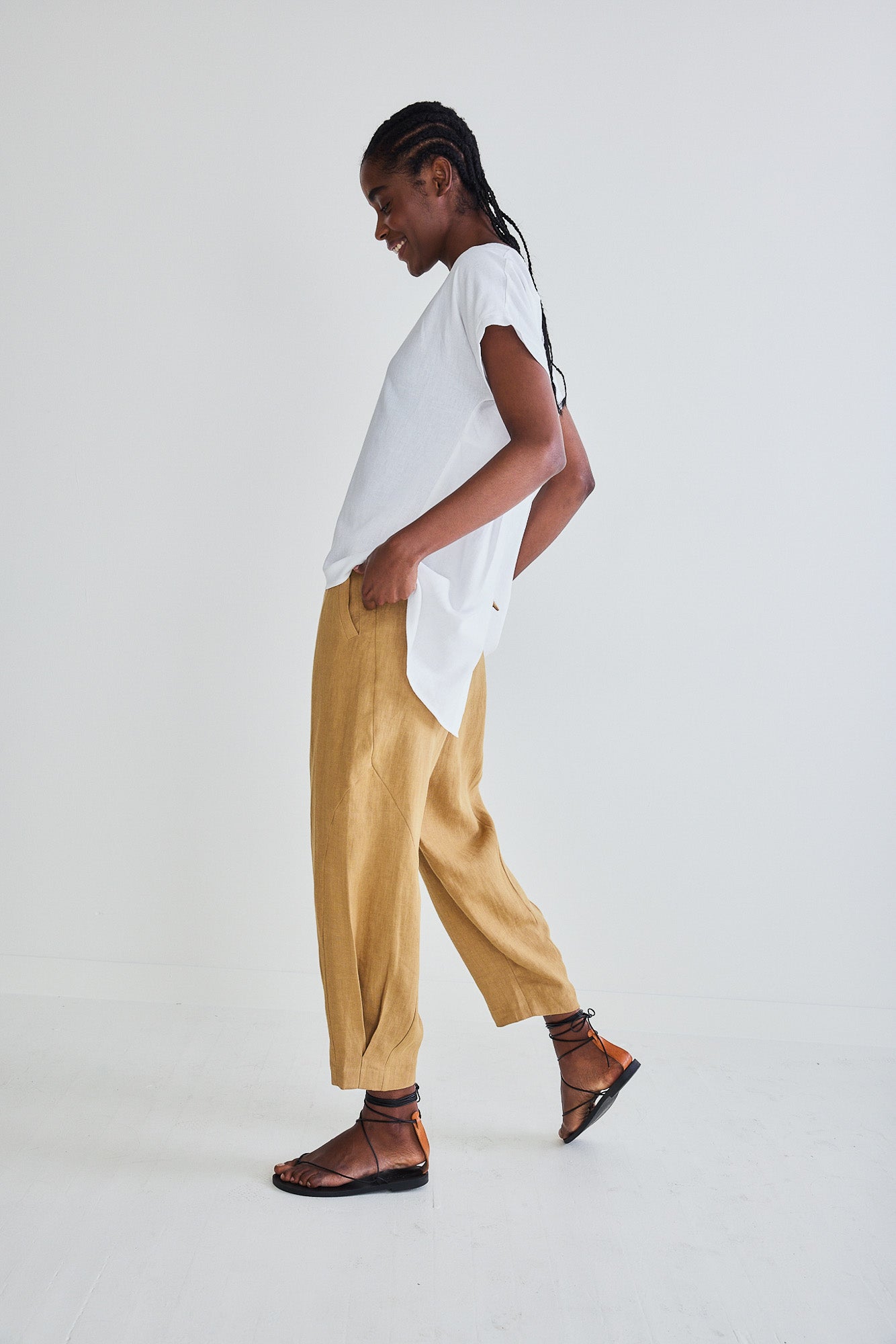 REISS Shae Tapered Leg Linen Trousers | Bloomingdale's