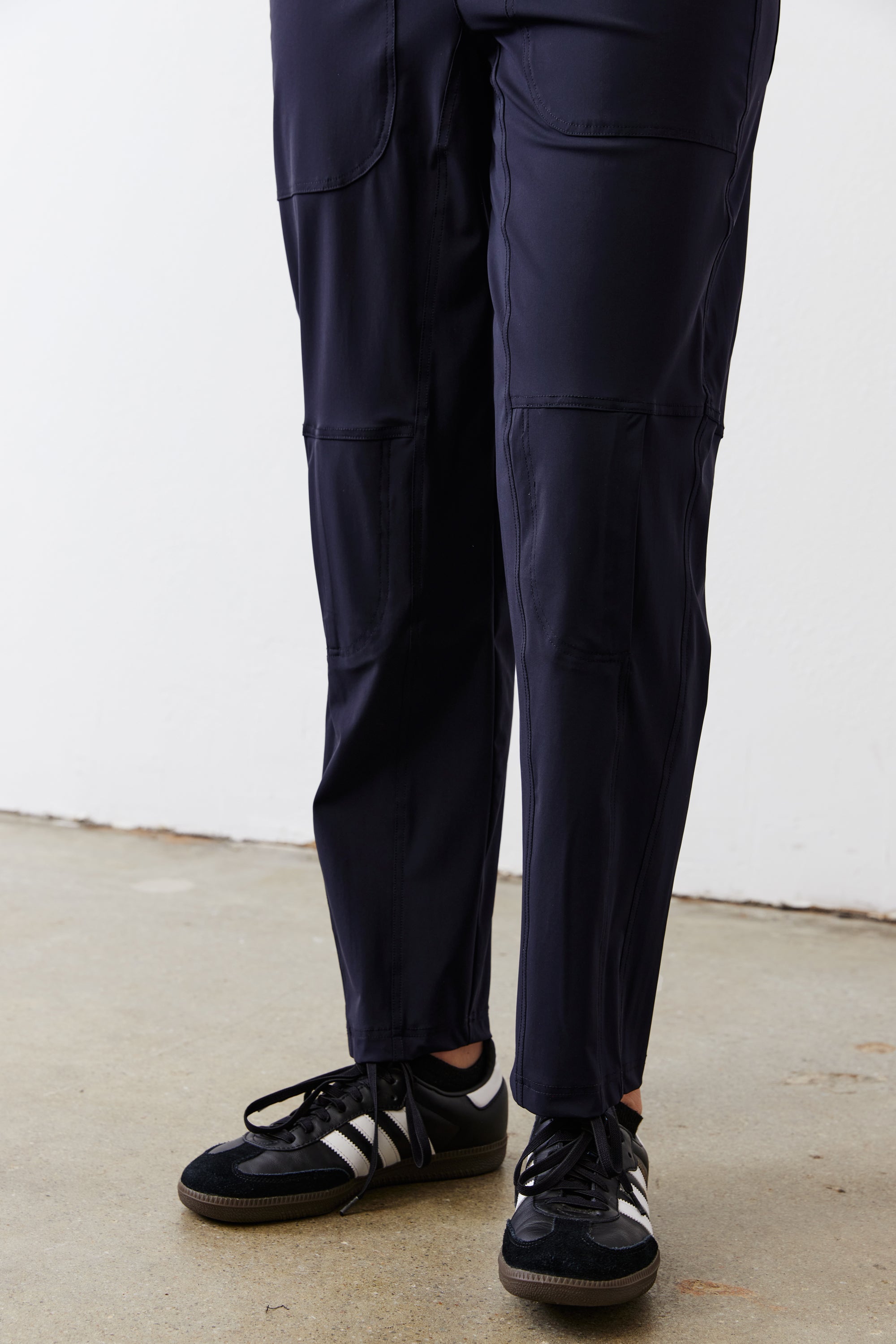 The Everlasting Slim Pants | Dark Navy – Ruti