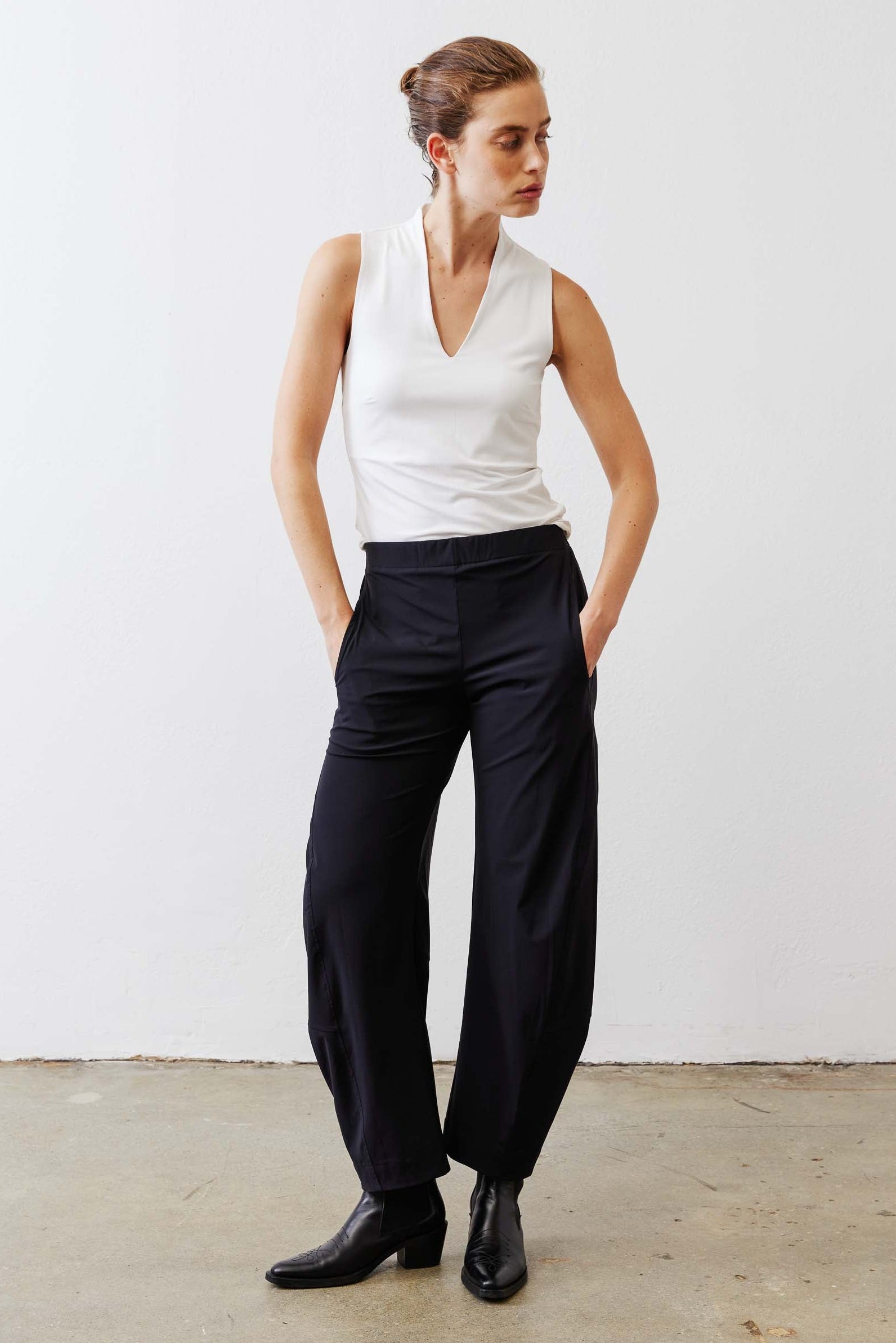 On The Loose Work Pants | Loose Black Work Pants - Ruti Ruti On The Loose Work Pants | Loose Black Work Pants - Ruti Ruti