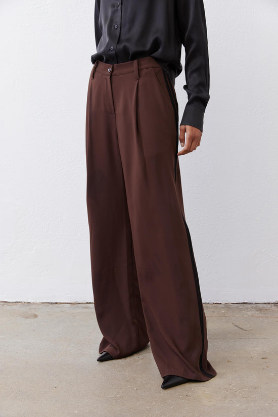 True Wide Leg
