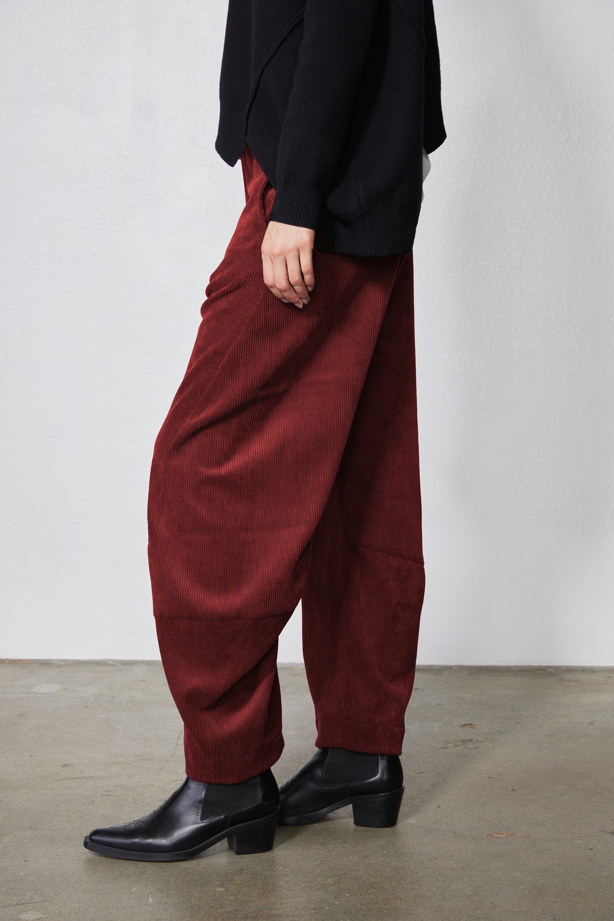 The Uptown Loose Barrel Corduroy Pants