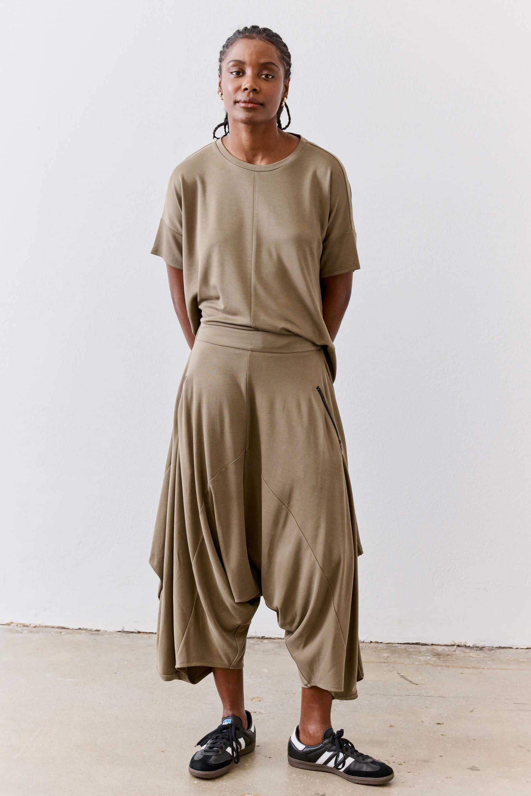 パンツ jichoi comfort slim skirt pants jichoi comfort slim skirt pants 24-002