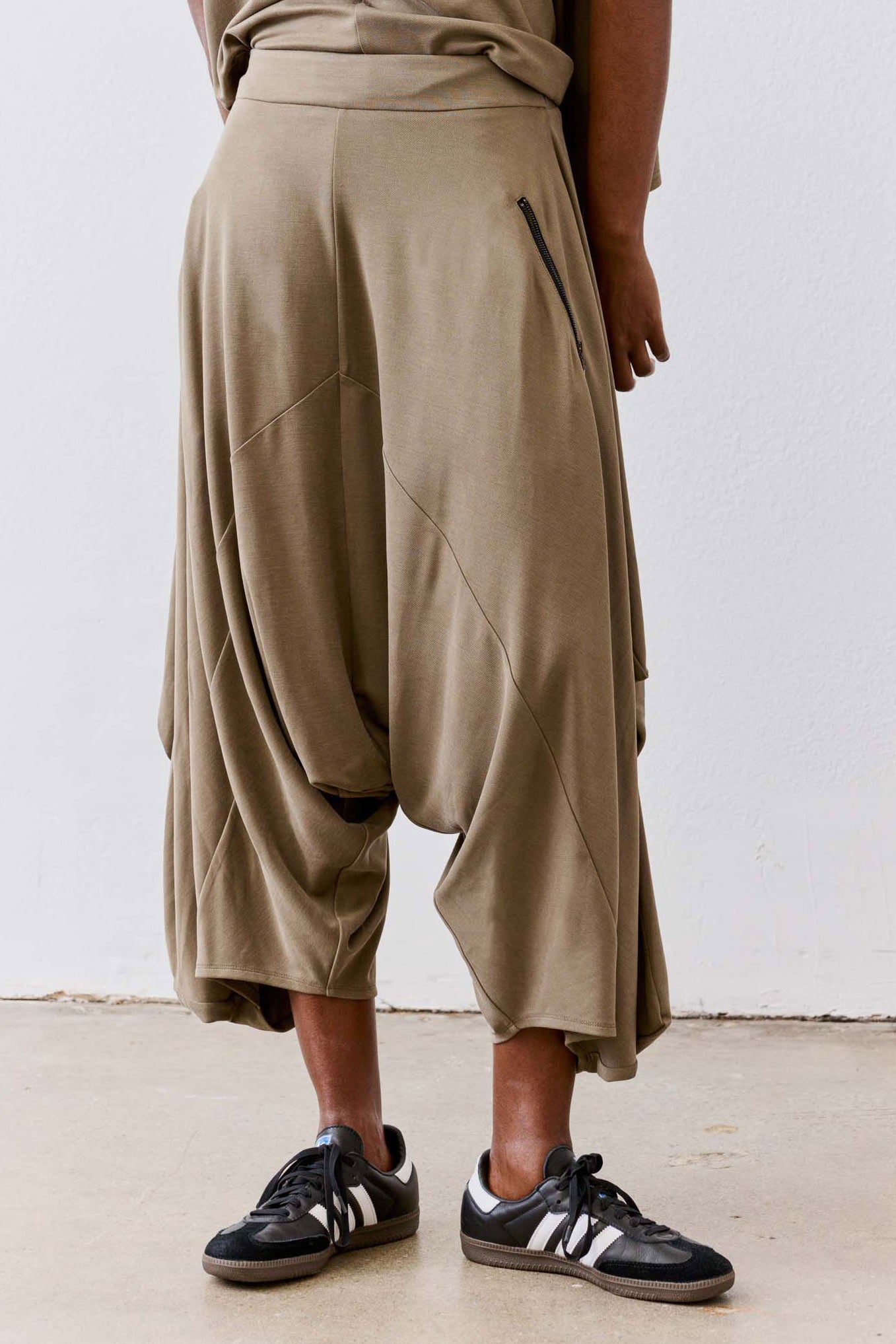 Almost Skirt Pants | Light Olive – Ruti