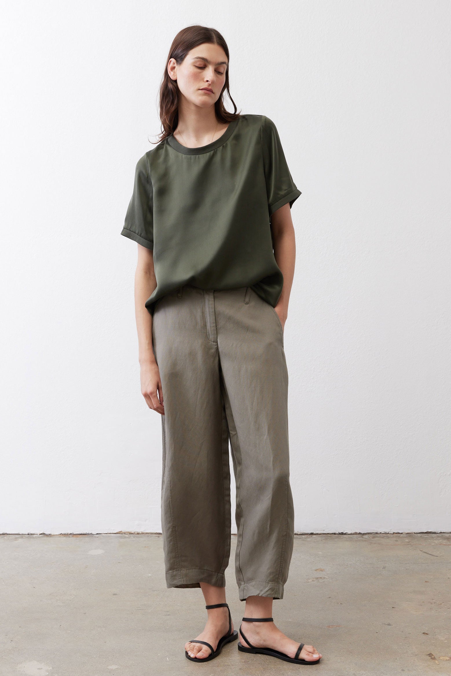 Petite Wide Leg Ankle Pants