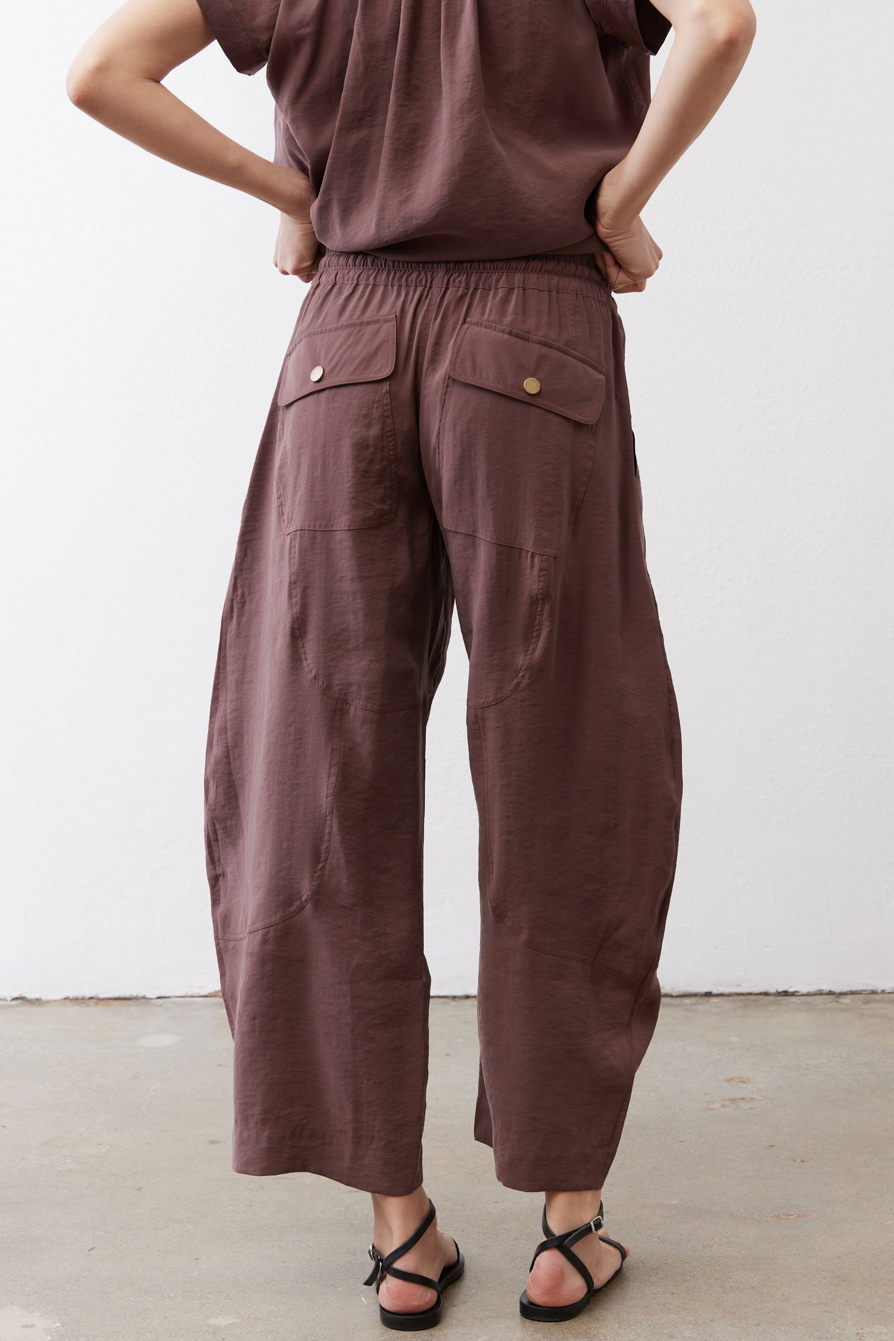 The Baggy Utility Pants | Chicory Coffee – Ruti