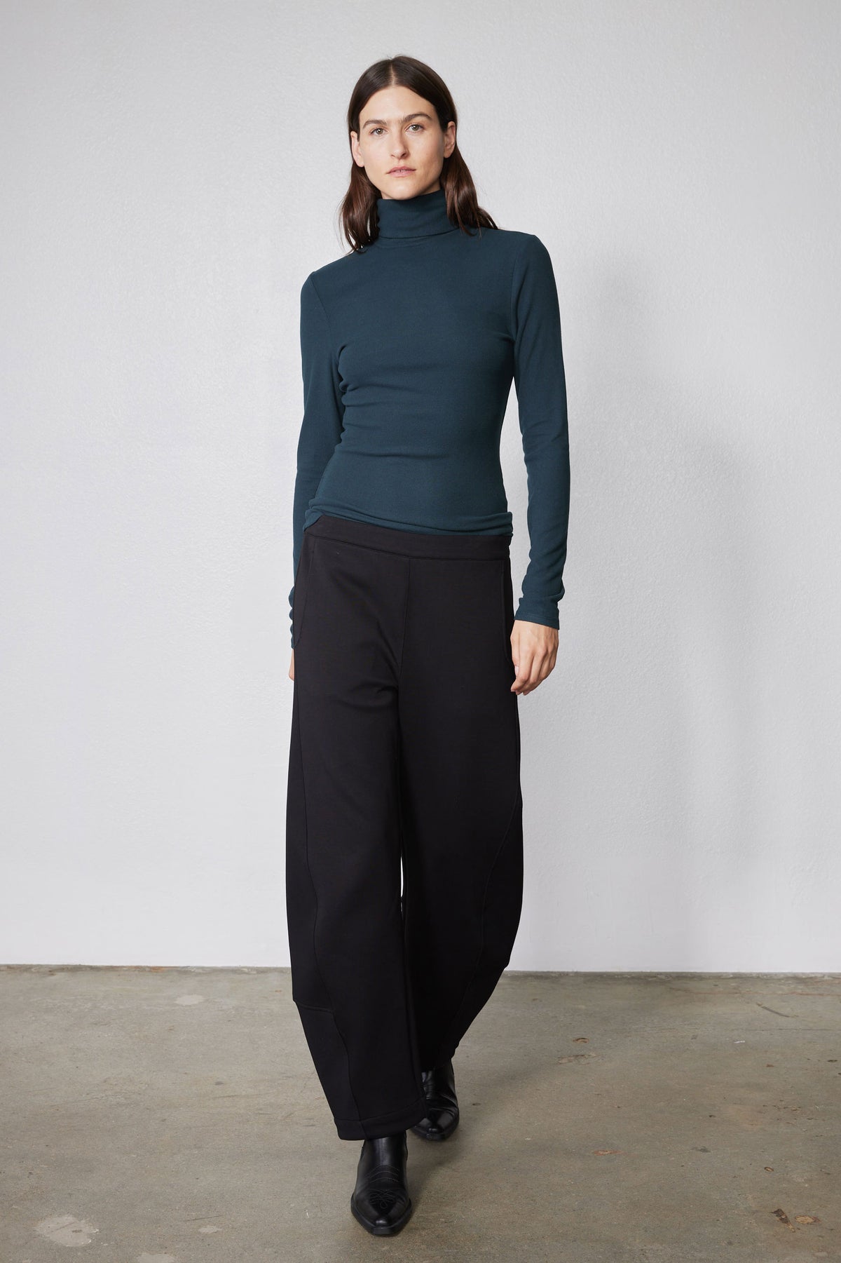 Forest green ribbed turtleneck long-sleeve top with slim fit and high collar