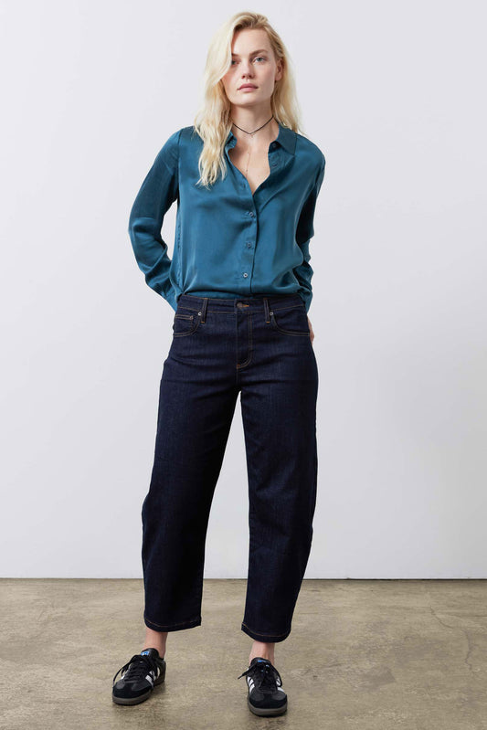 The Petite Classic Barrel Leg Jeans