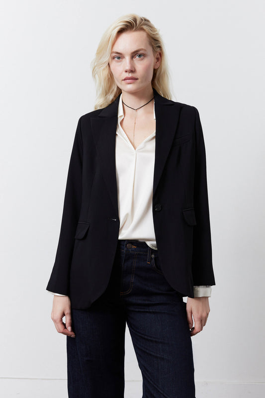 The Classic Blazer That Upgrades You 2.0
