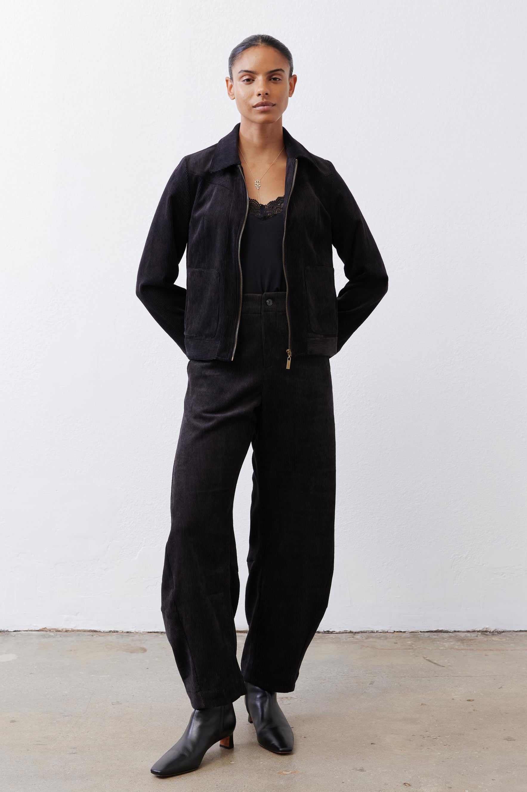 Cropped Corduroy Zip Jacket | Black – Ruti