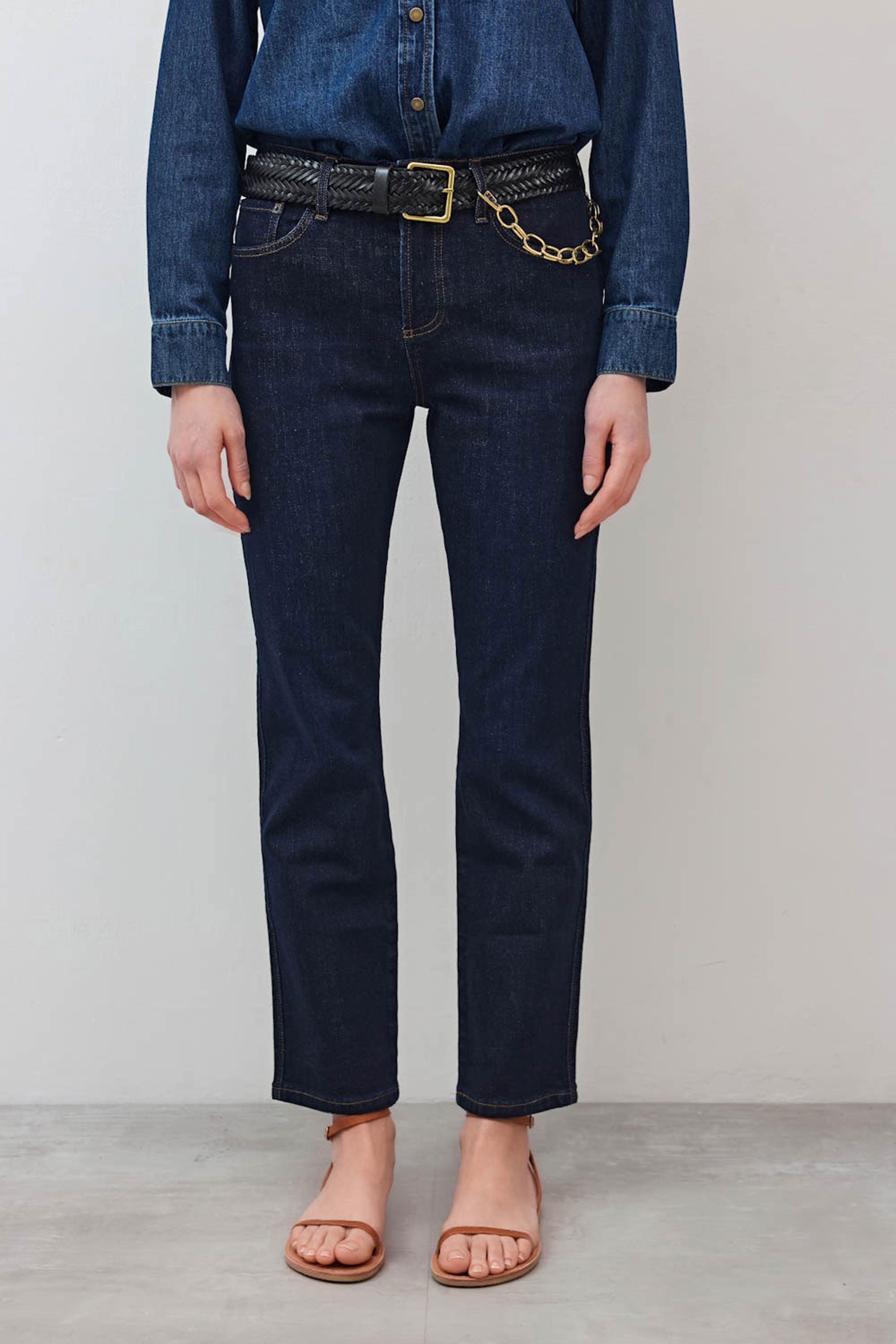 Crop Mid Rise Straight Jeans