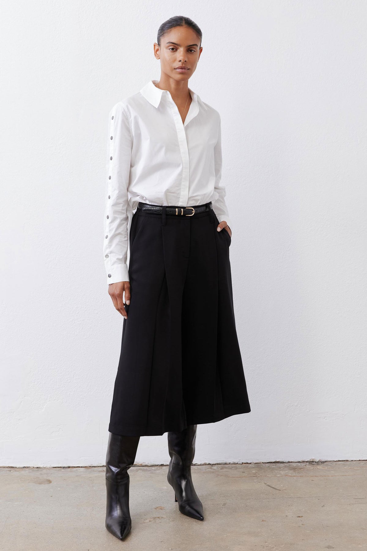 Cropped Wide Leg Pleat Pants