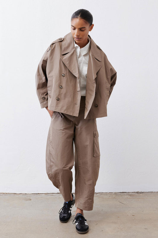 Walnut oversized trench coat, open front with buttoned flap pockets and dropped hem
