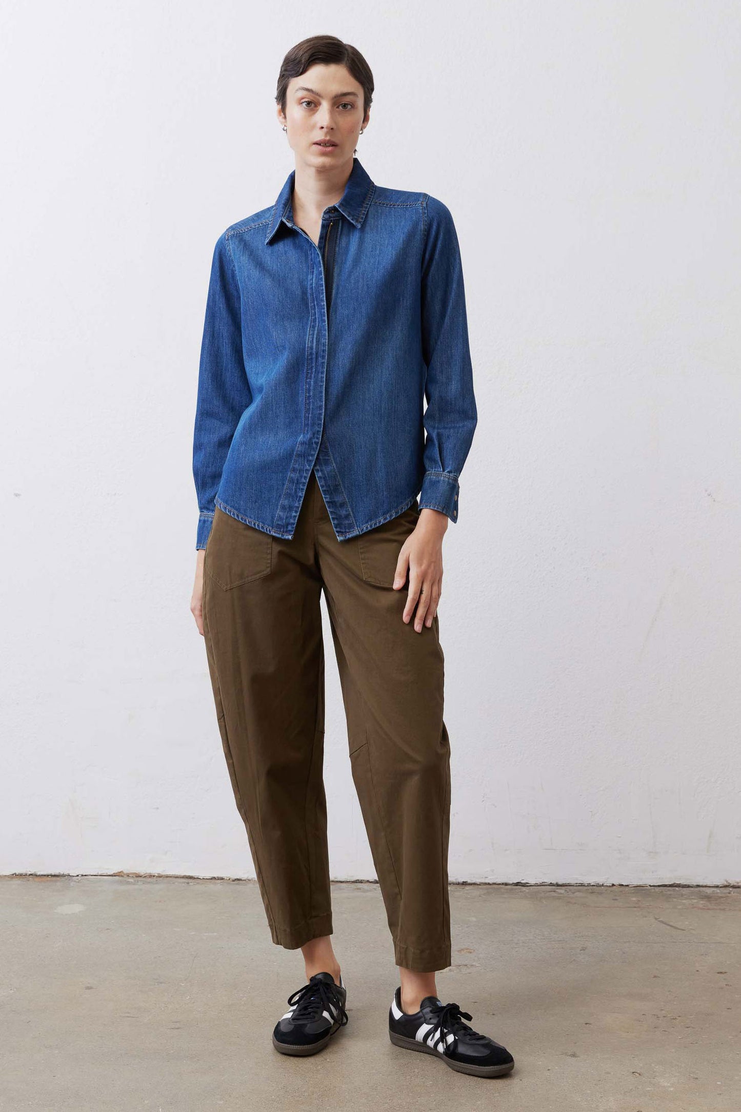 Denim Handkerchief With a Zipper Blouse