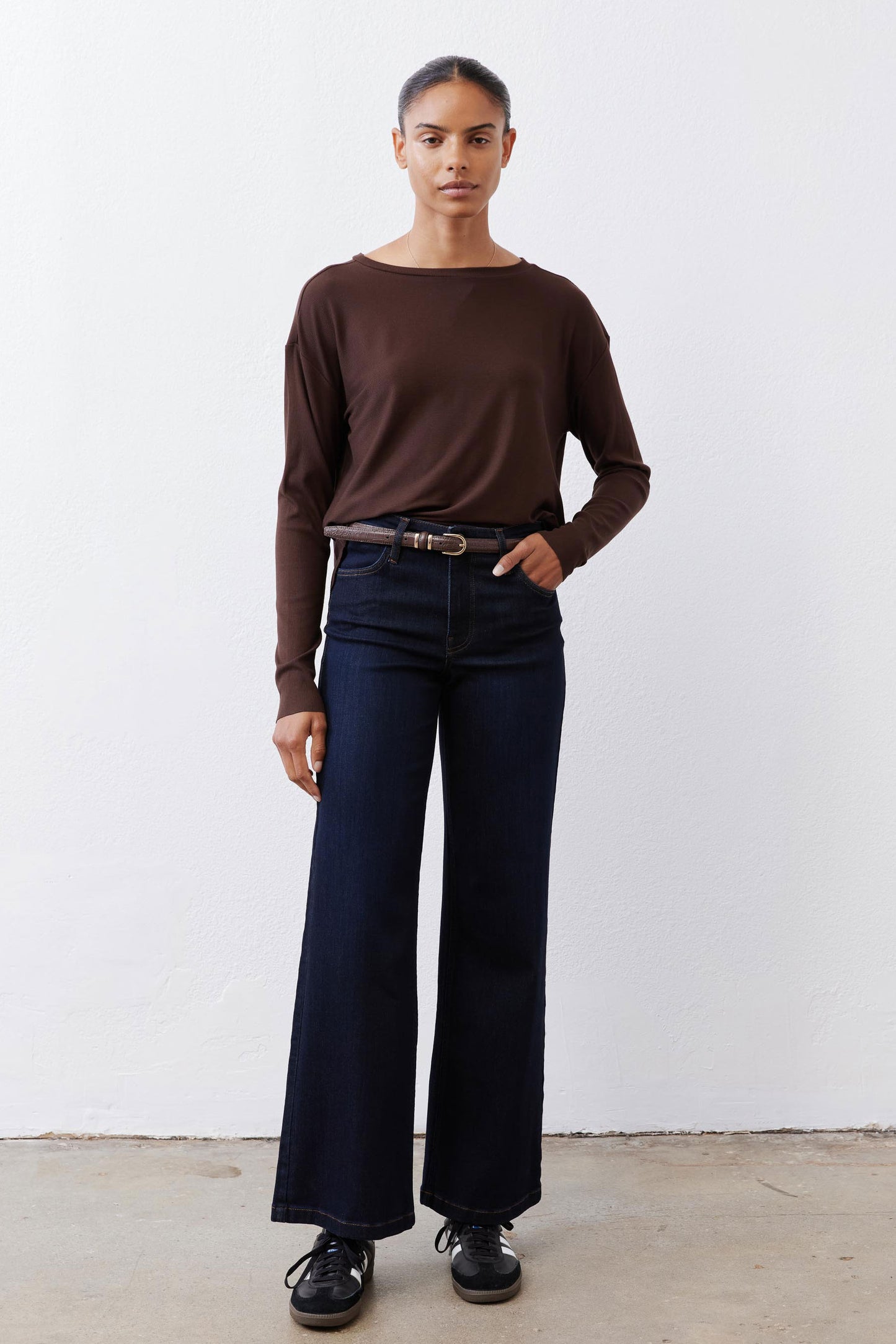 Essential Top With Buttons In The Back