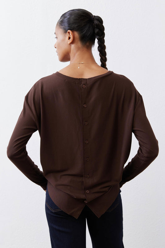 Essential Top With Buttons In The Back