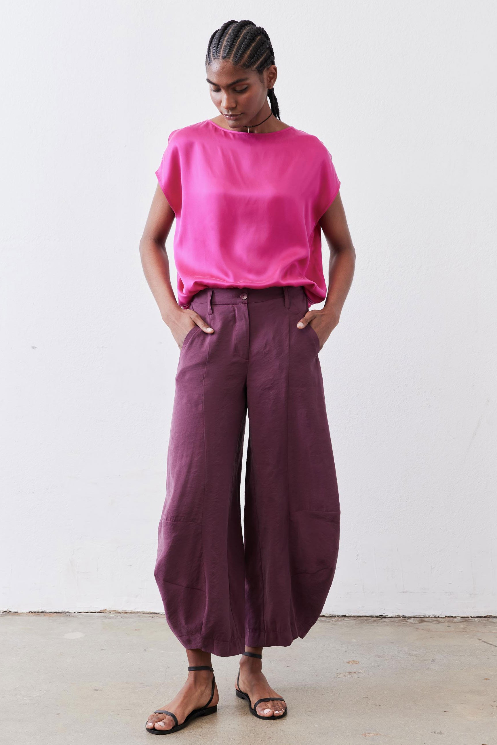 Deep purple wide-leg pants with gathered elastic waist and side pockets