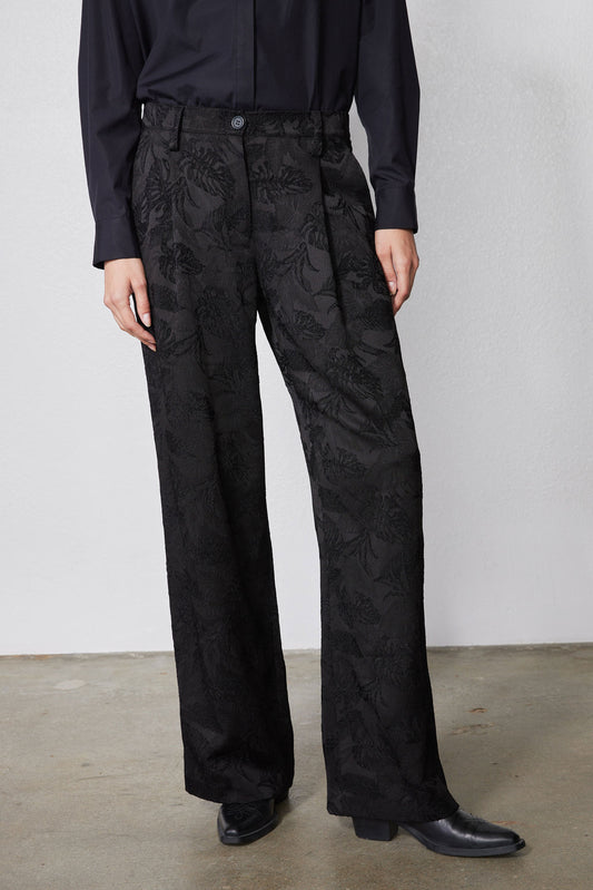 Wide Leg Pleat Jacquard Pants