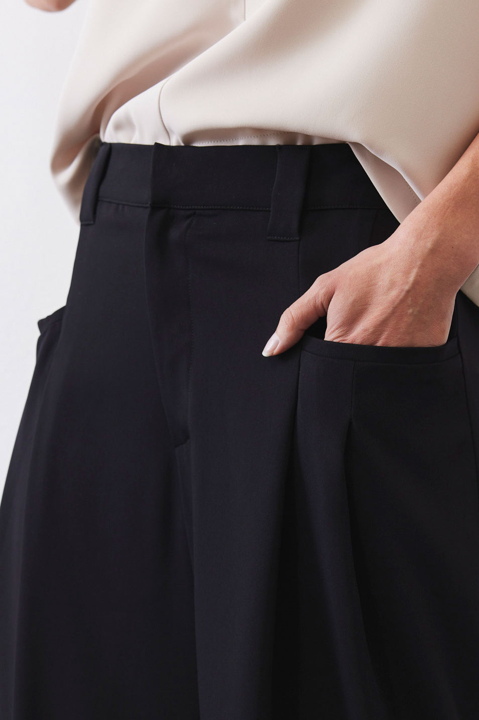 The Keen Wide Leg Trouser