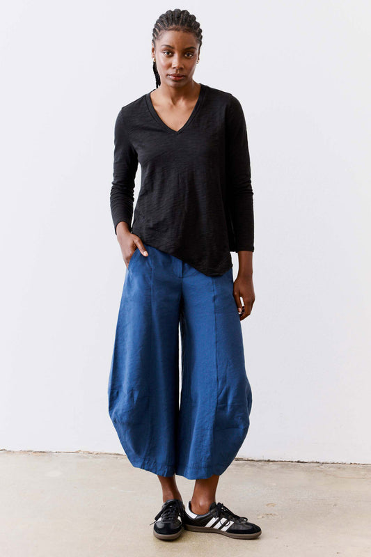 New Angle V-Neck Long Sleeve Top