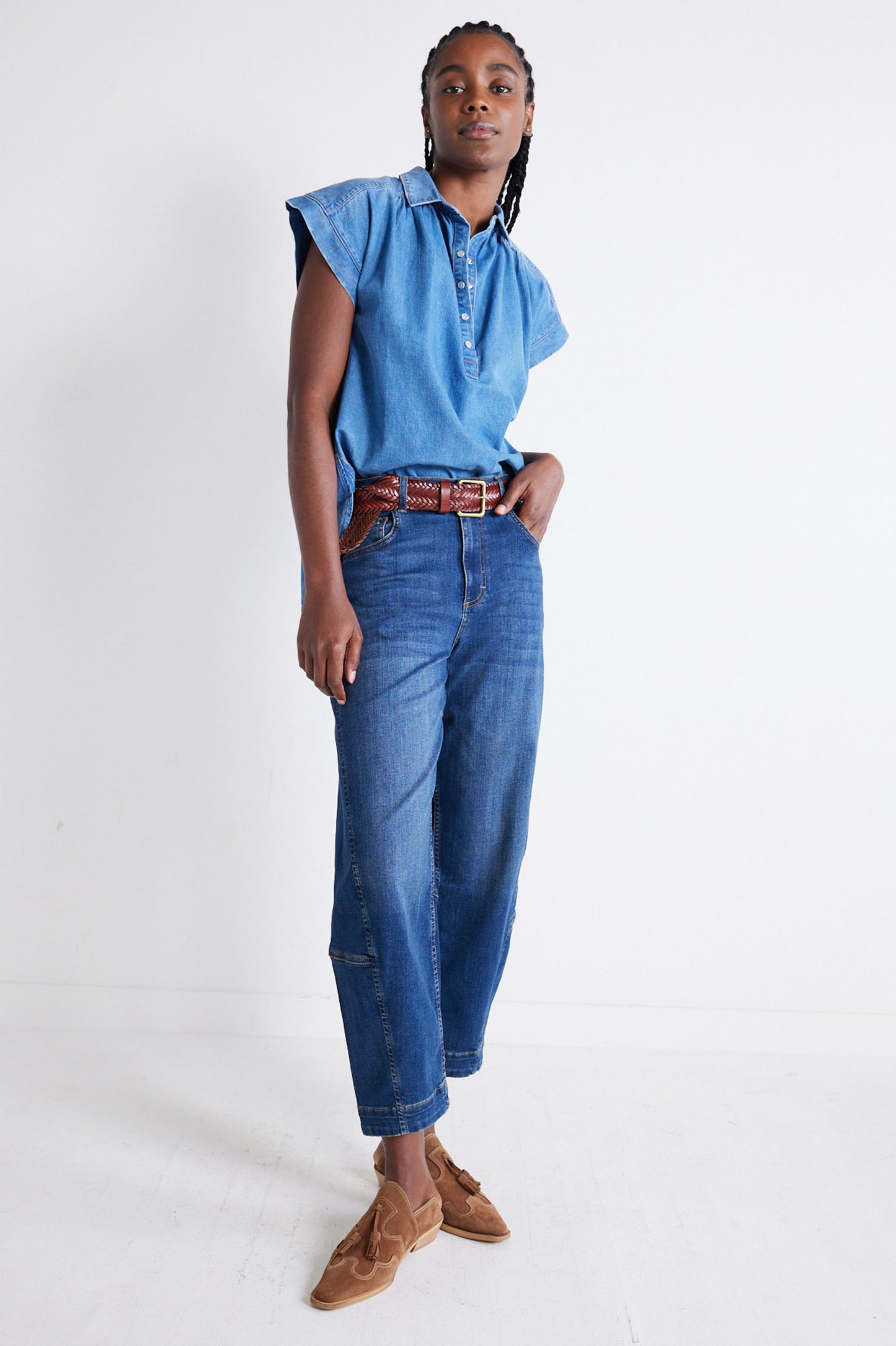 The Petite Ultimate Barrel Leg Jeans 2.0