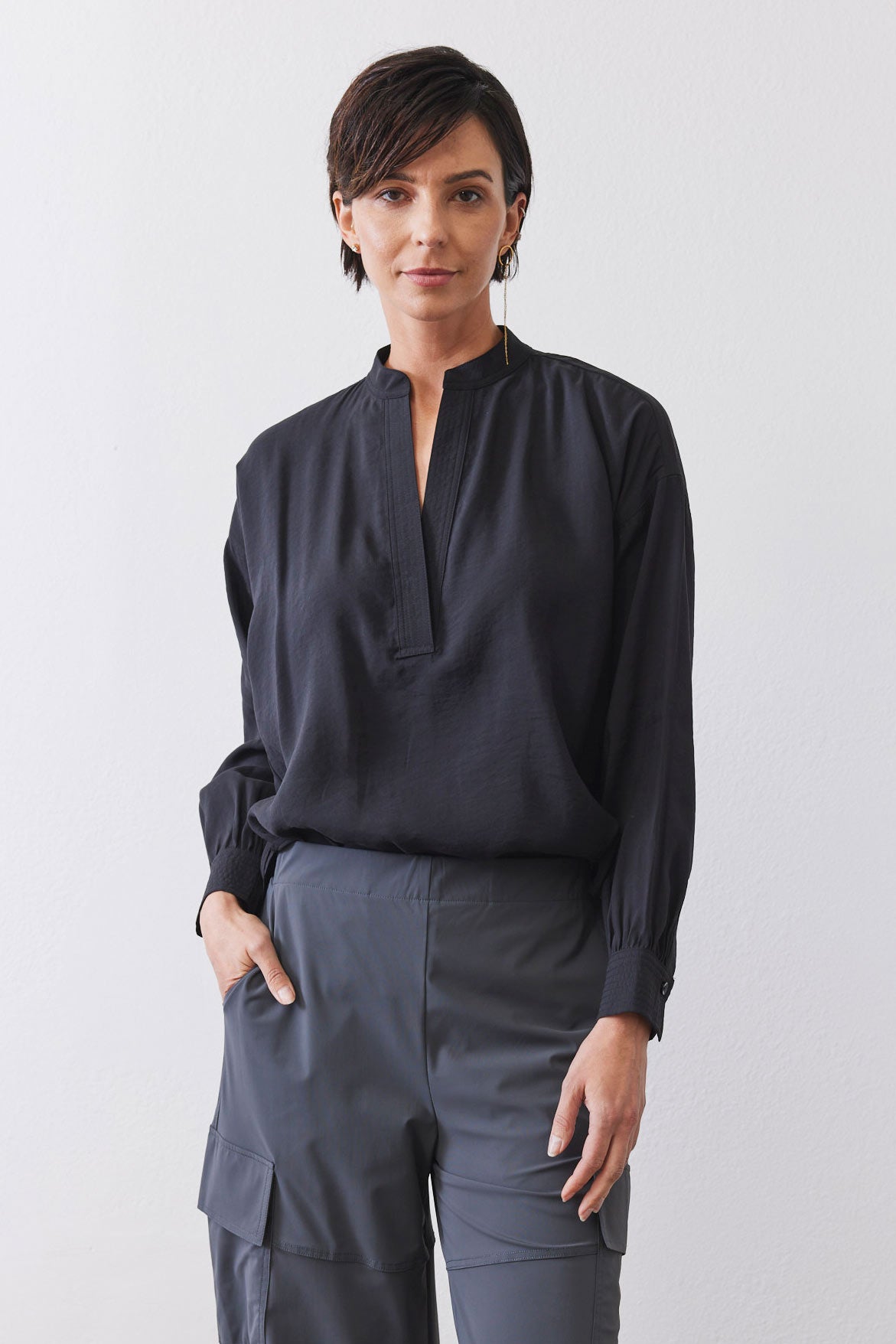 Not Too Loose Light Poplin Blouse