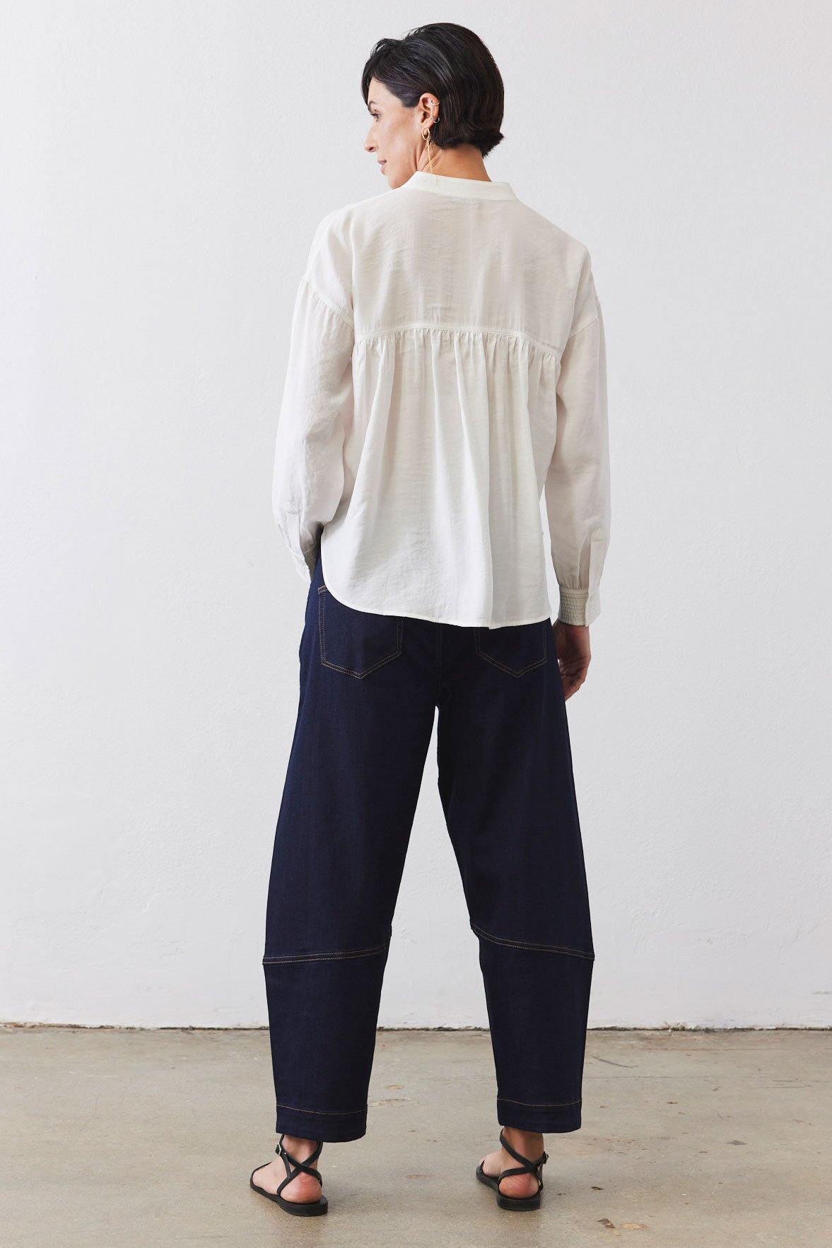 Not Too Loose Light Poplin Blouse