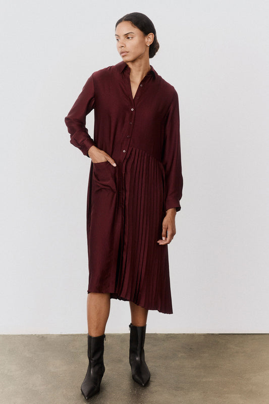 One-Sided Pleated Slinky Long Sleeve Dress