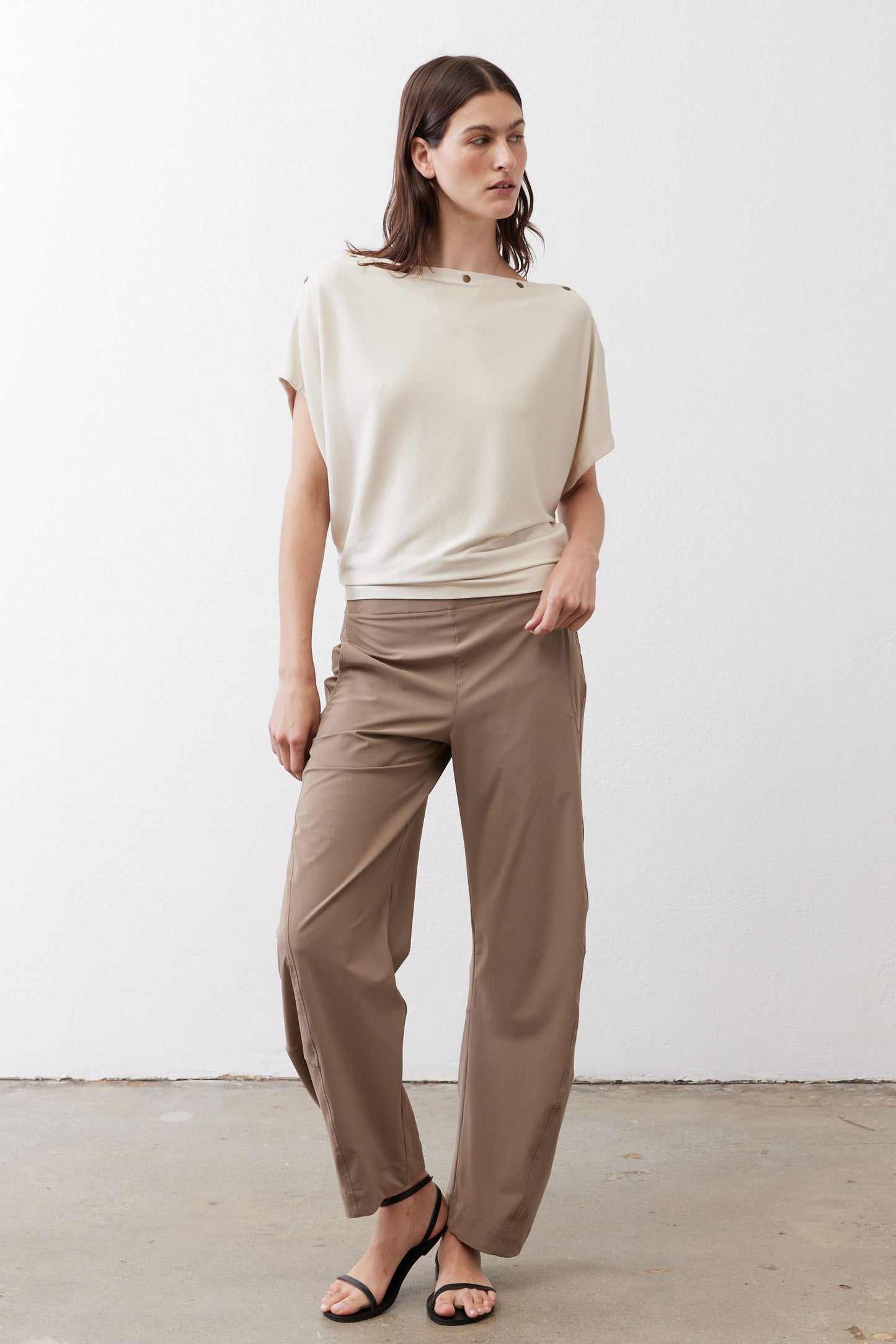 Walnut work pants with roomy straight legs and elastic waist