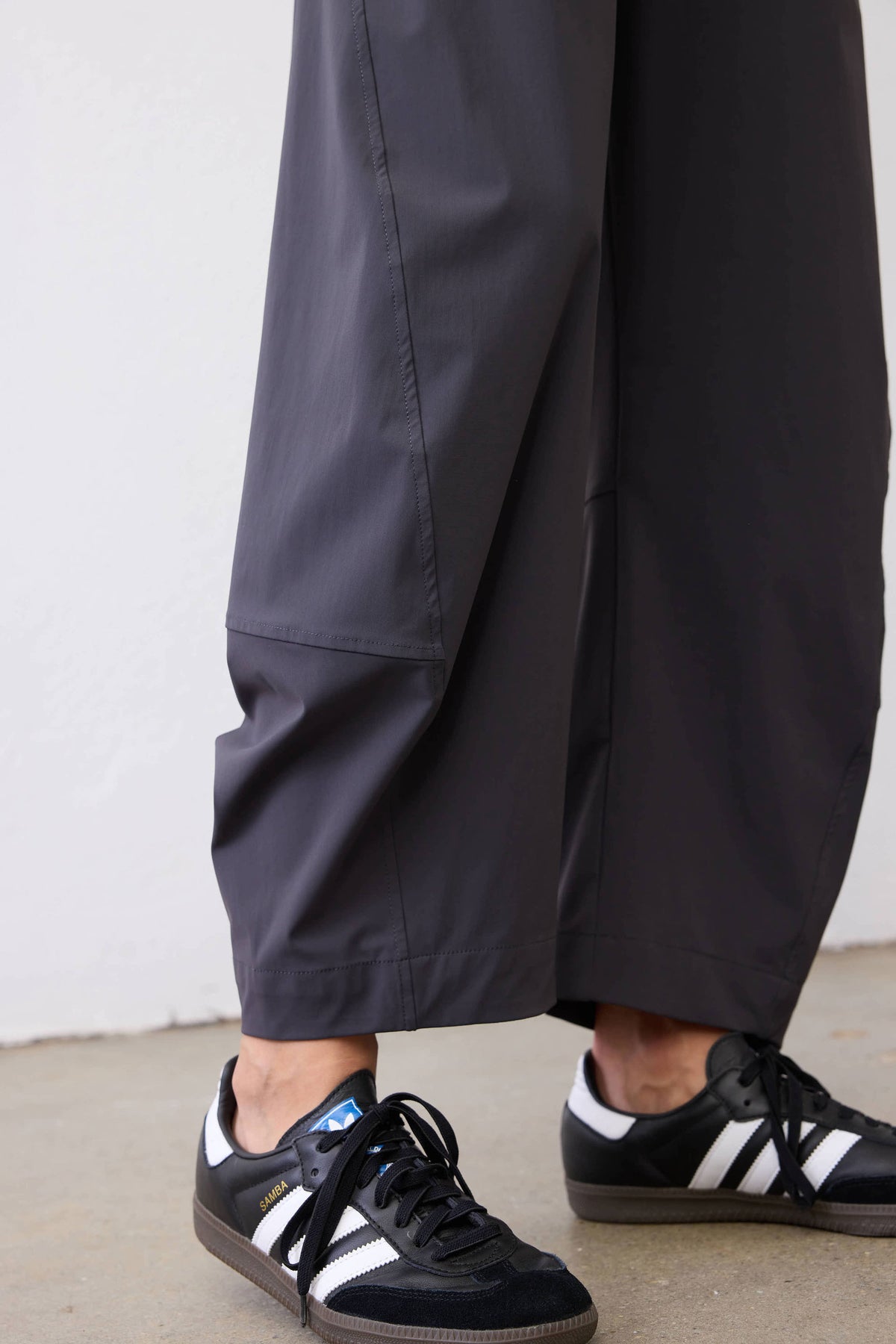 Graphite loose work pants, side pocket detail and relaxed leg opening