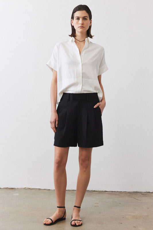 The Pleated Bermuda Shorts