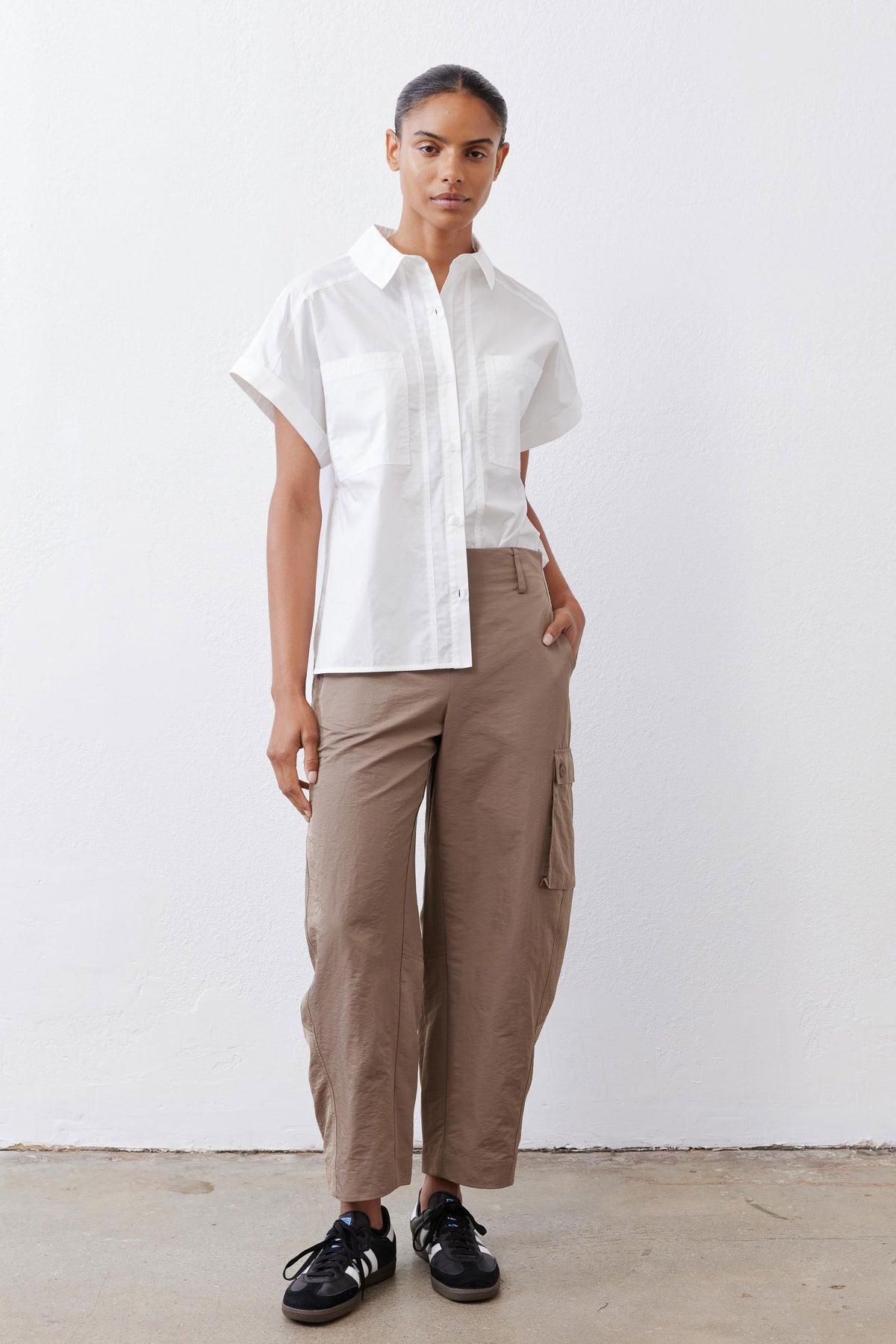 Relaxed Cargo Barrel Pants
