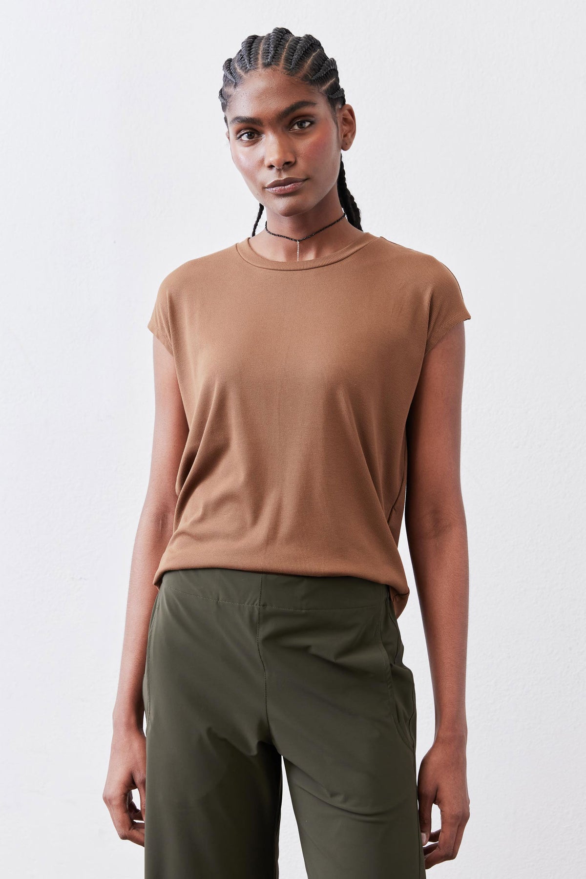 Deep oak ribbed tuck-in tee front view, short sleeves and crew neckline