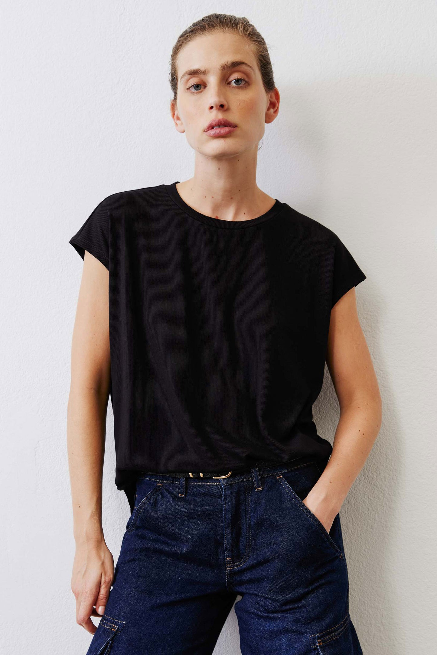 The Ribbed Tuck-In Tee