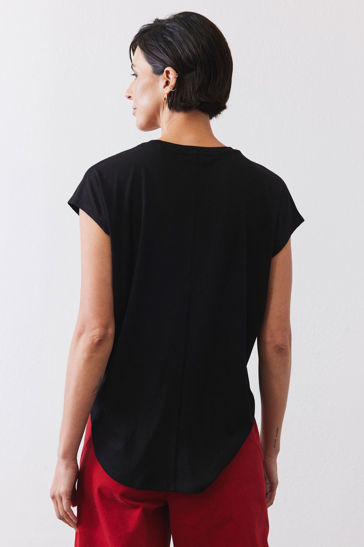 The Ribbed Tuck-In Tee