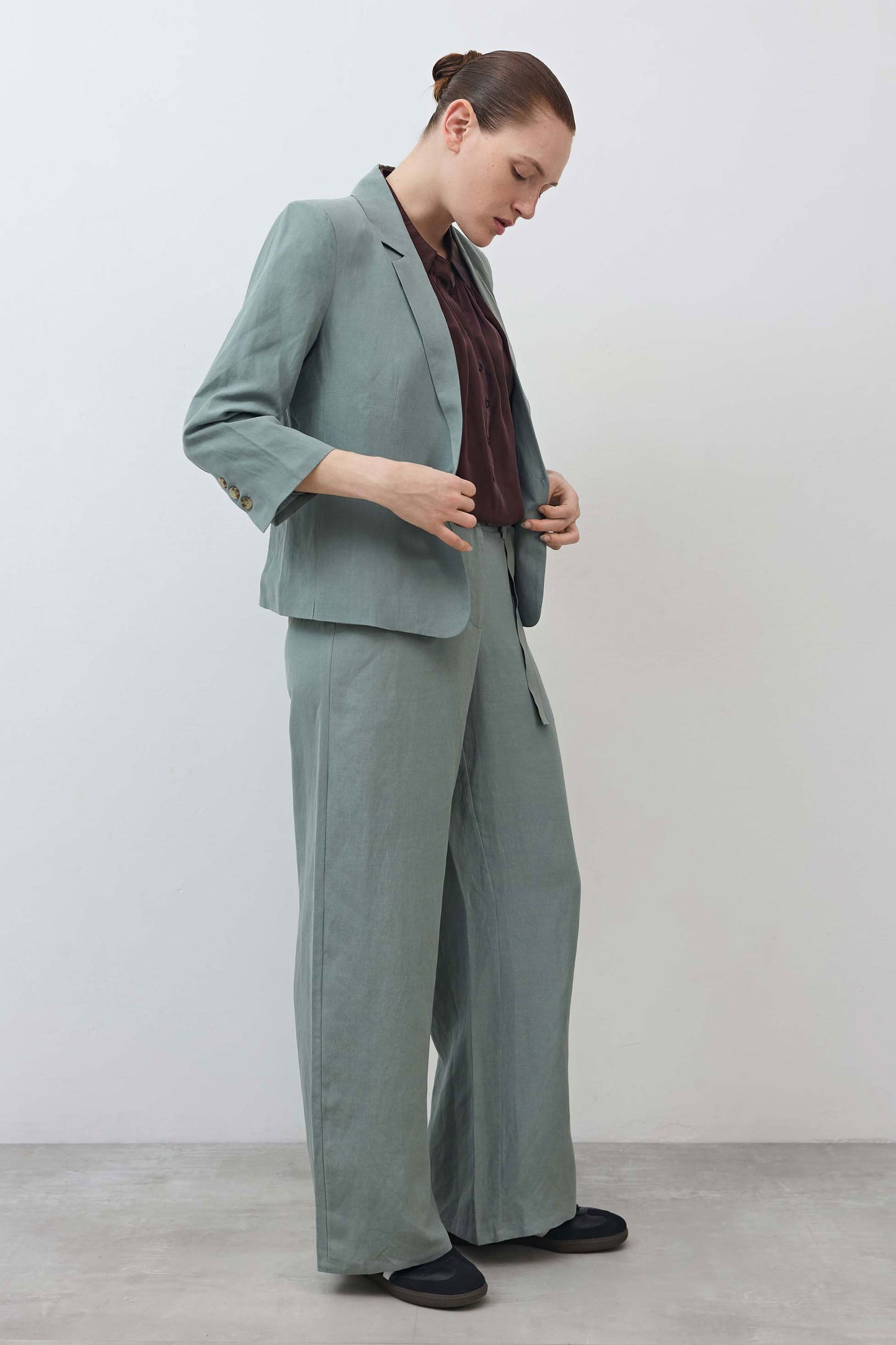 The Silk Linen Shrunken Blazer
