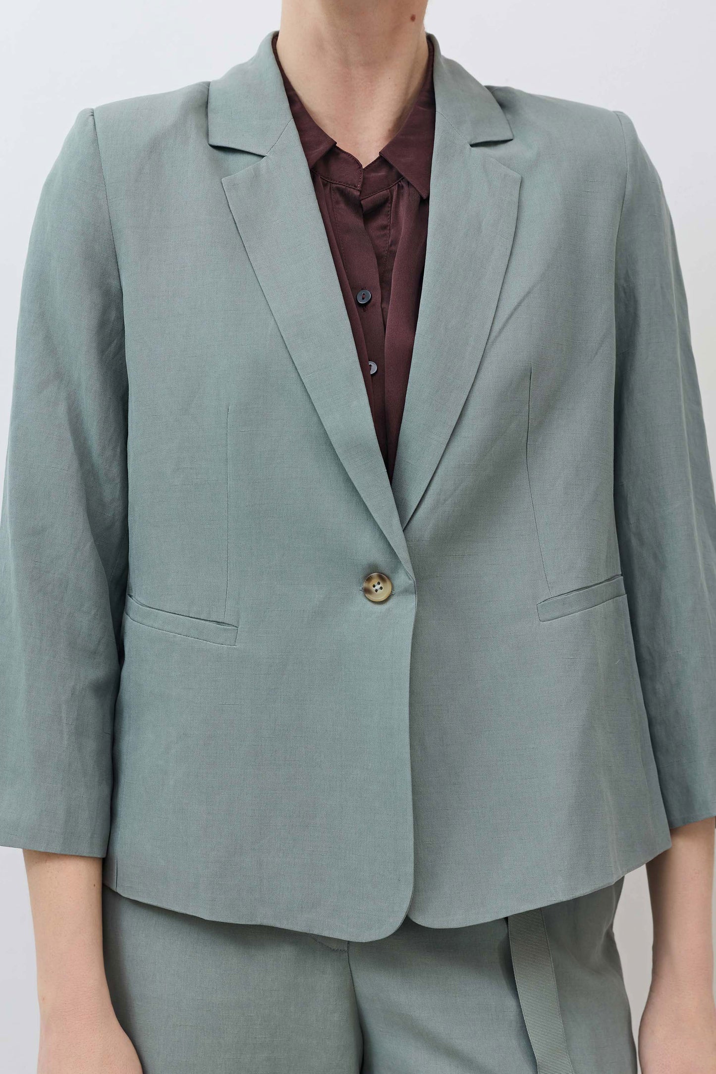 The Silk Linen Shrunken Blazer