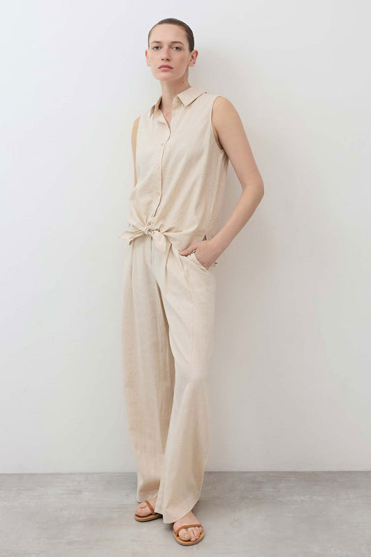 Sleeveless Tie Front Button Down