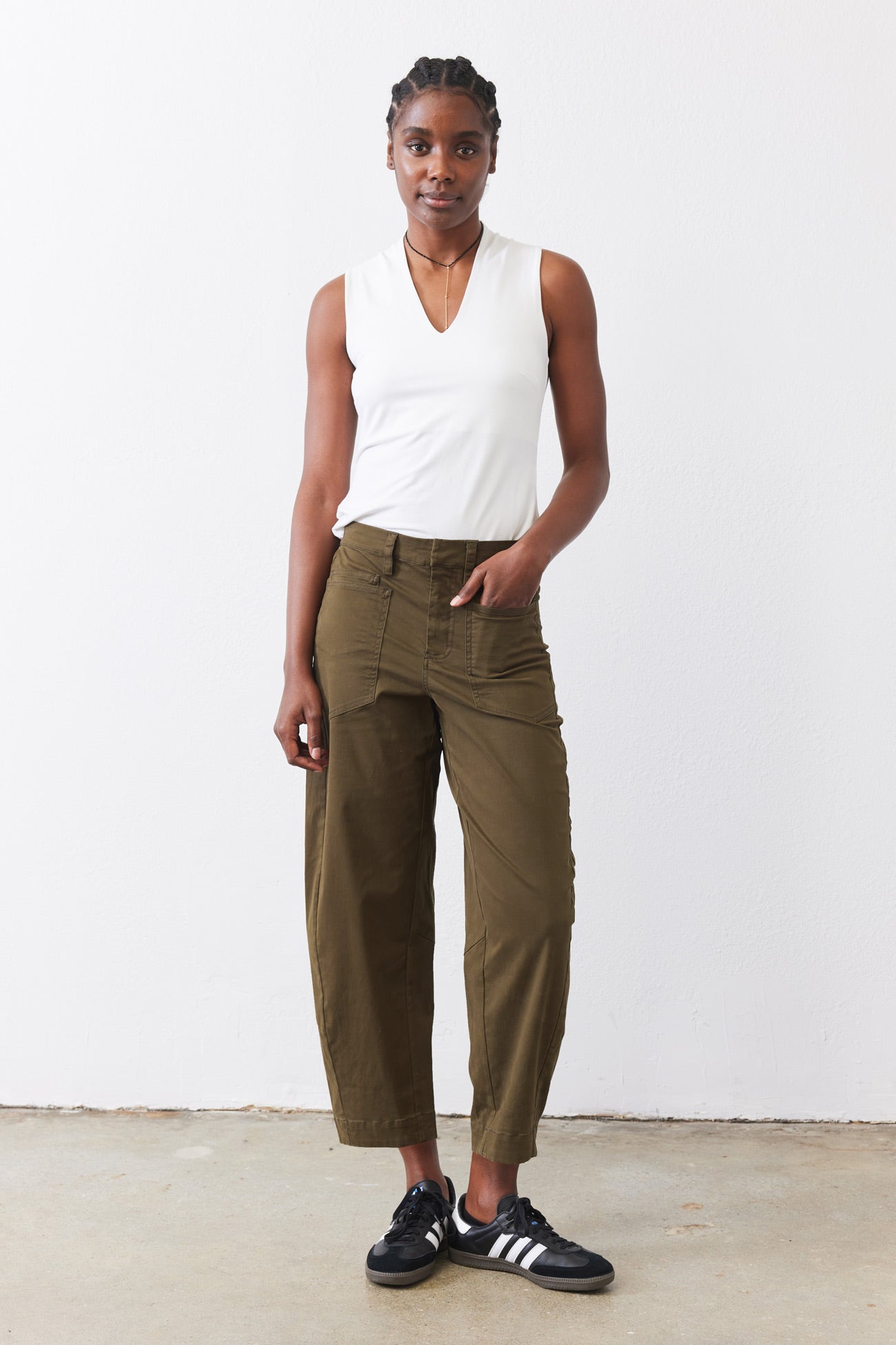 The Slouchy Soft Twill Pants With Elastic | Olive – Ruti
