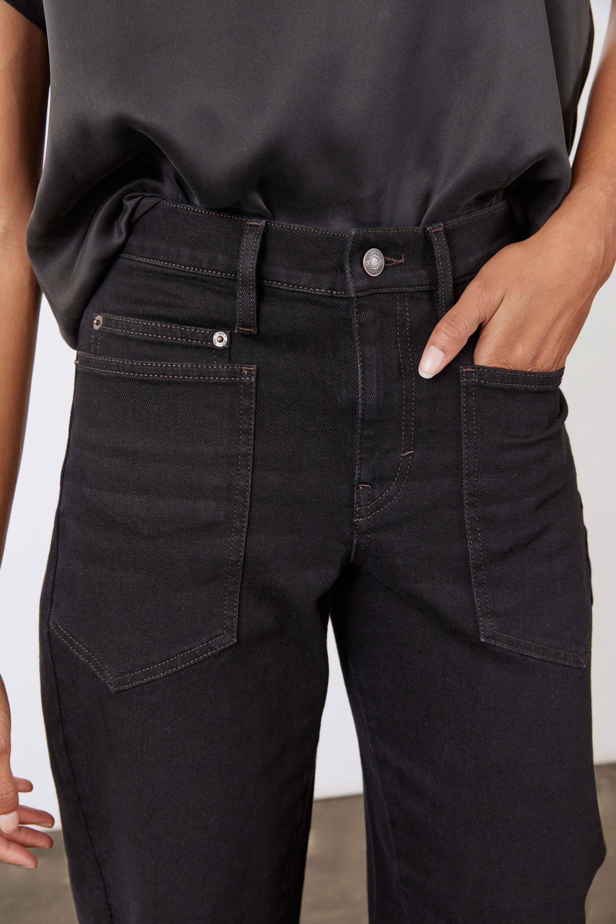 The Petite Slouchy Jeans 2.0 | Black Slouchy Jeans - Ruti | Dusted