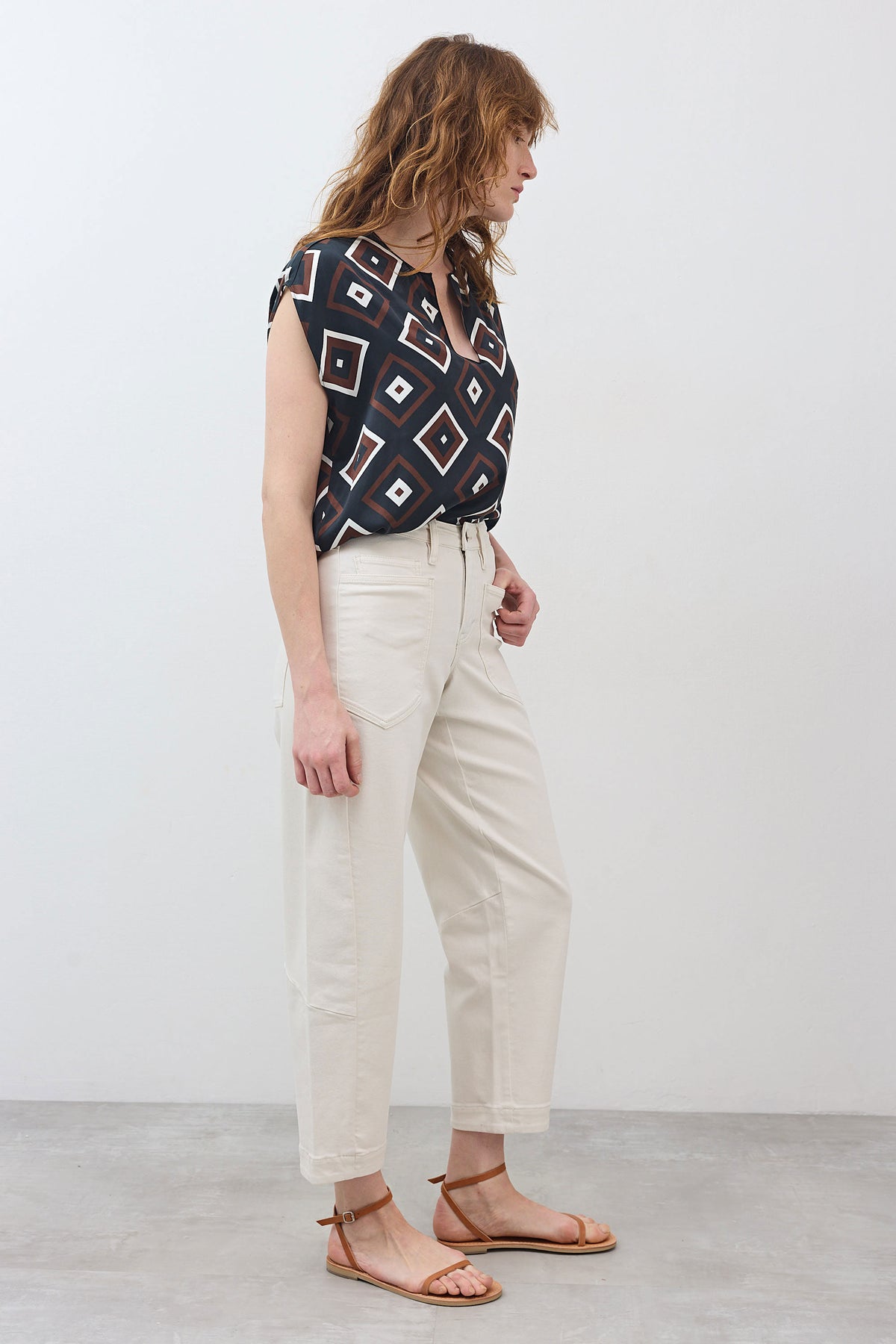 Vintage white wash slouchy jeans with relaxed straight legs and front pockets