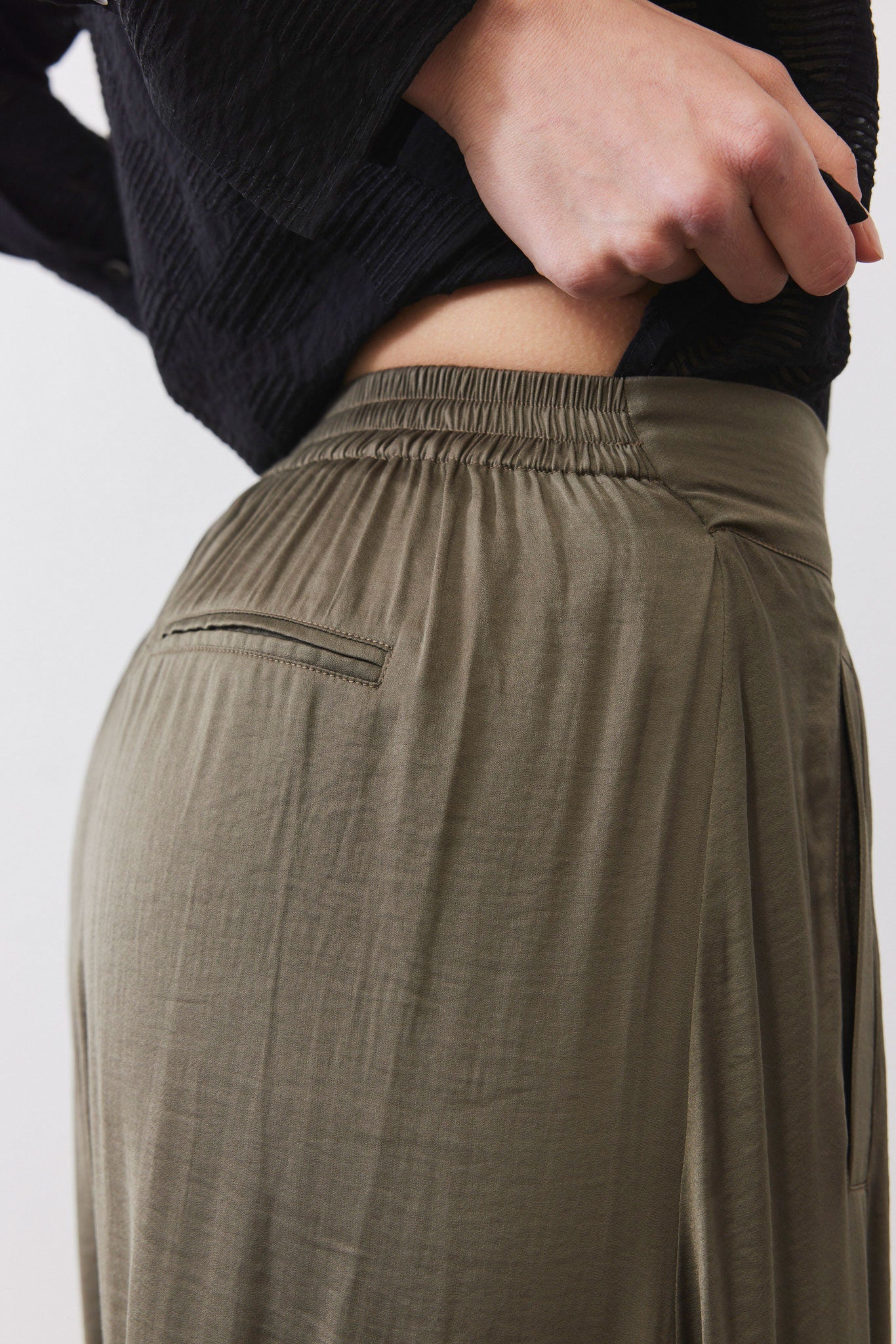 Slouchy Cropped Pants