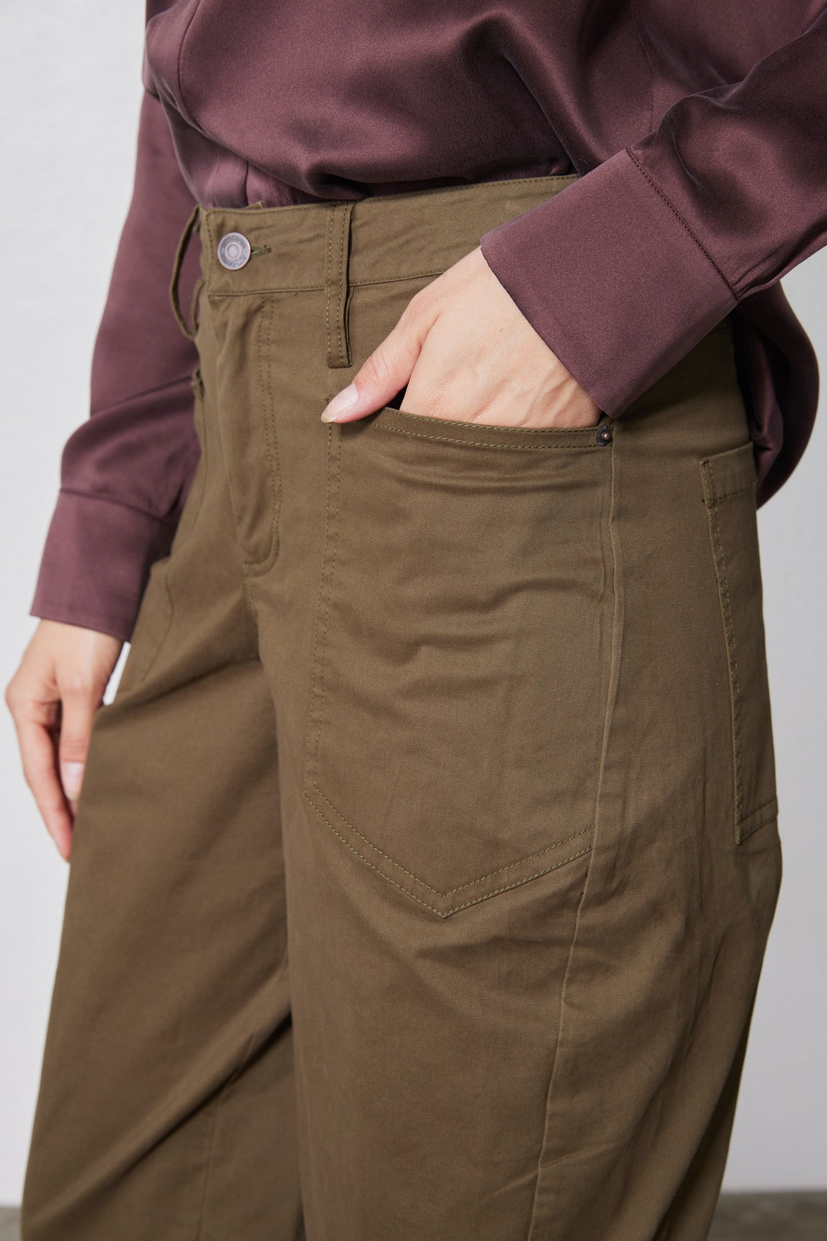 The Slouchy Soft Twill Pants