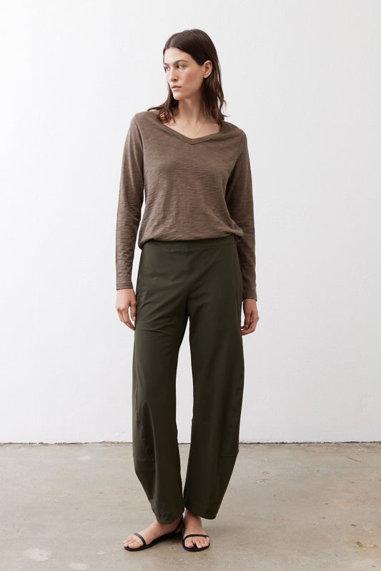 Taupe V-neck long-sleeve swing top, straight relaxed fit