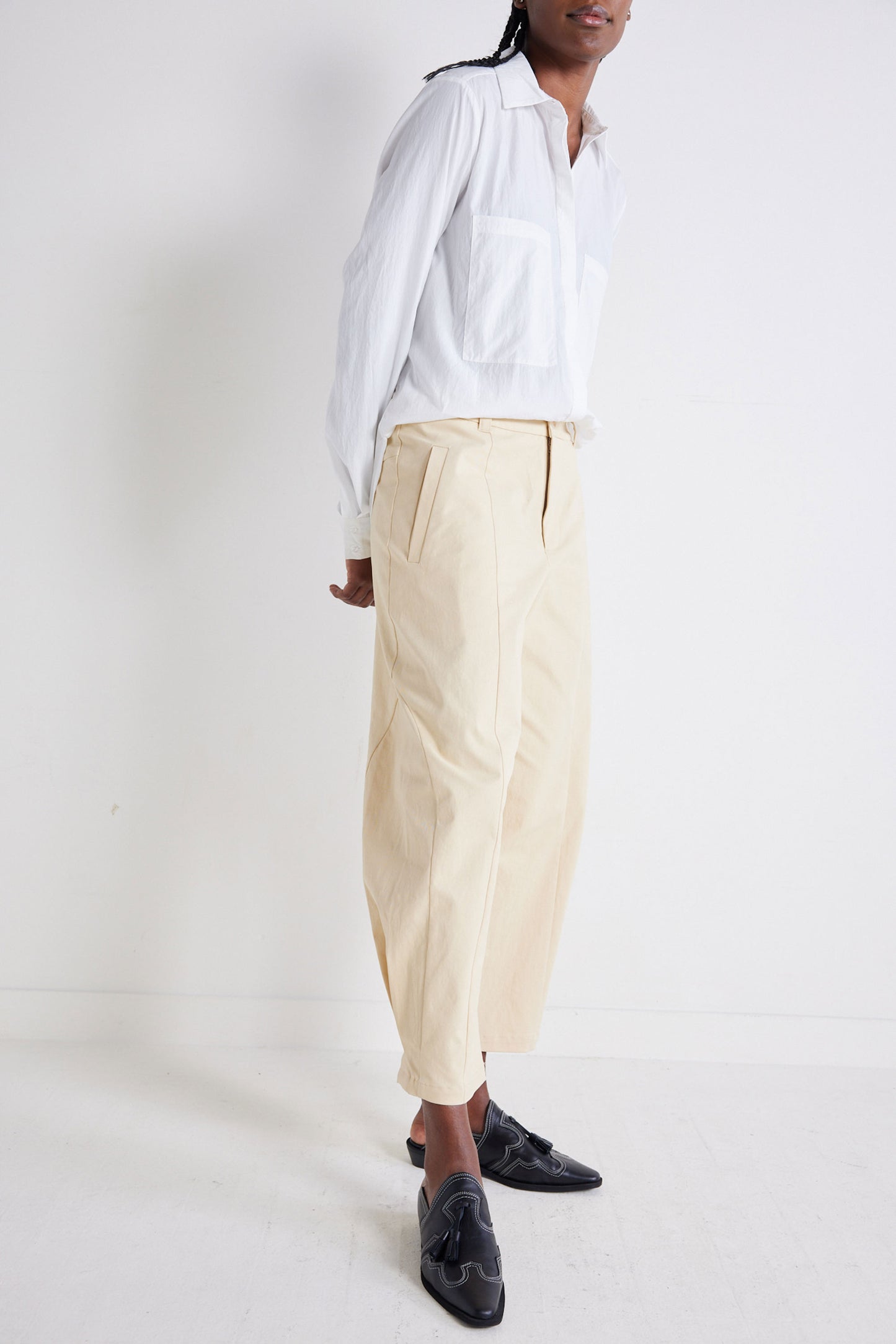 Twill Detail Oriented Tapered Pants