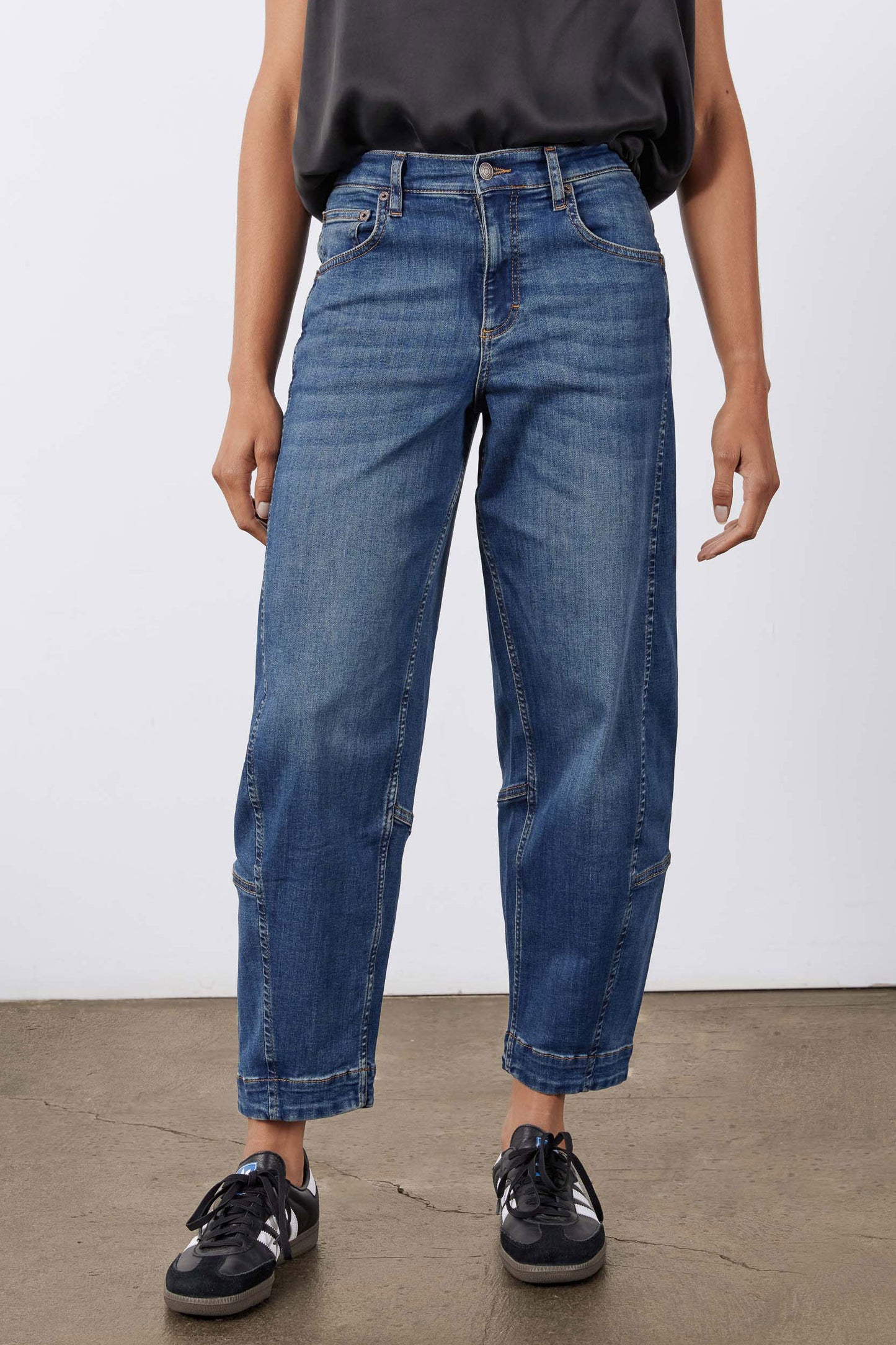 The Petite Ultimate Barrel Leg Jeans 2.0