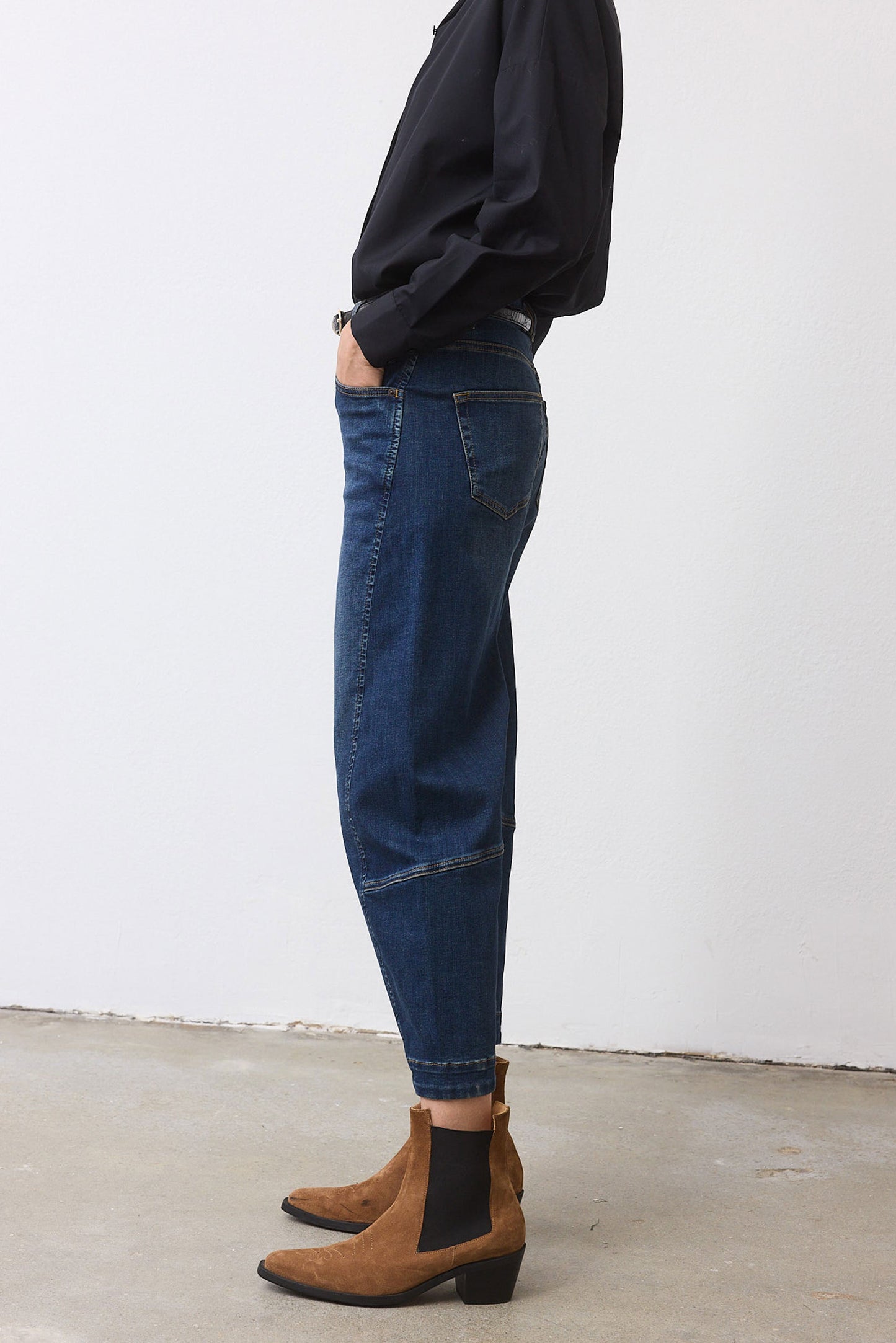 The Ultimate Barrel Leg Jeans 2.0