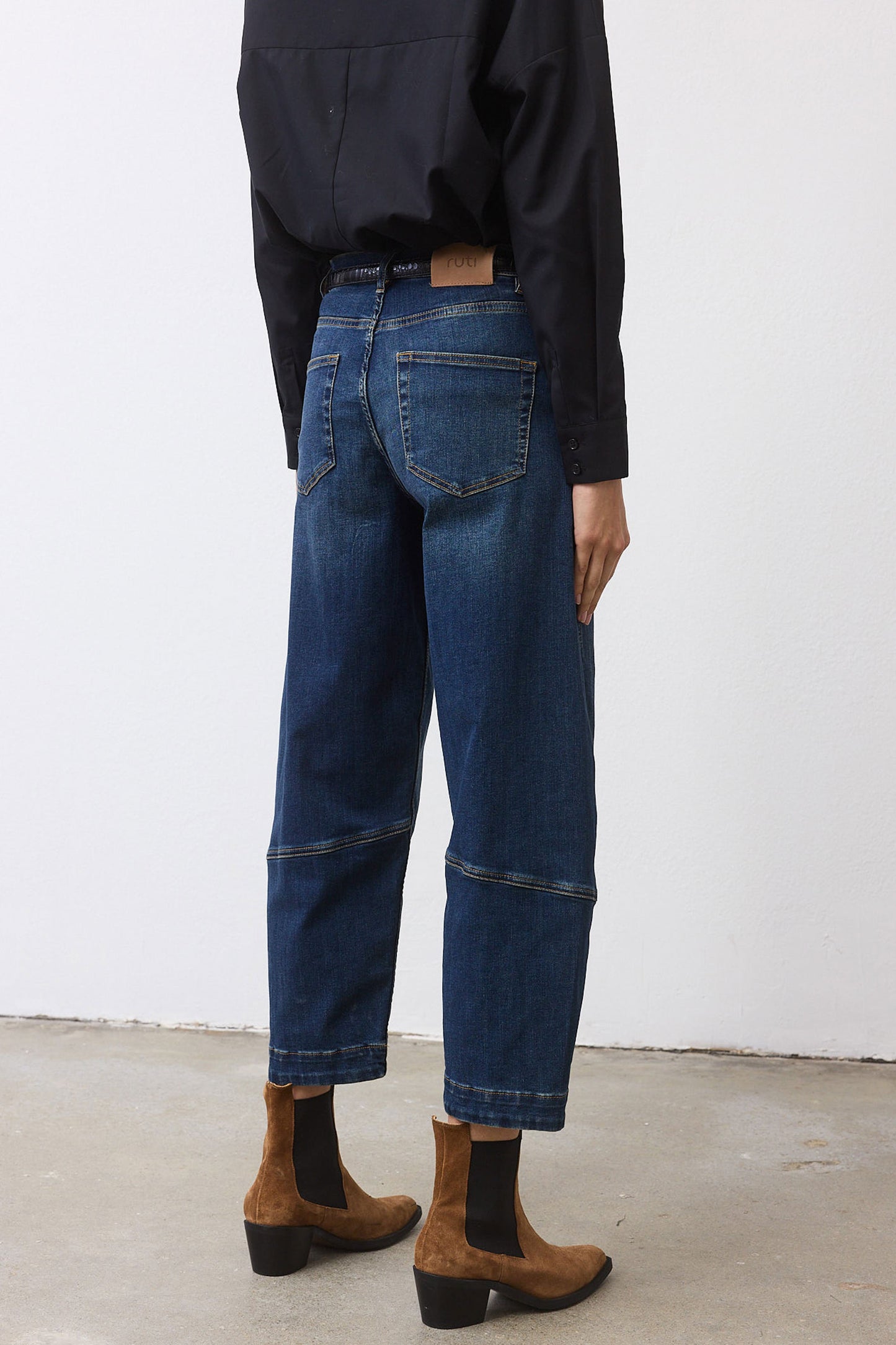 The Ultimate Barrel Leg Jeans 2.0