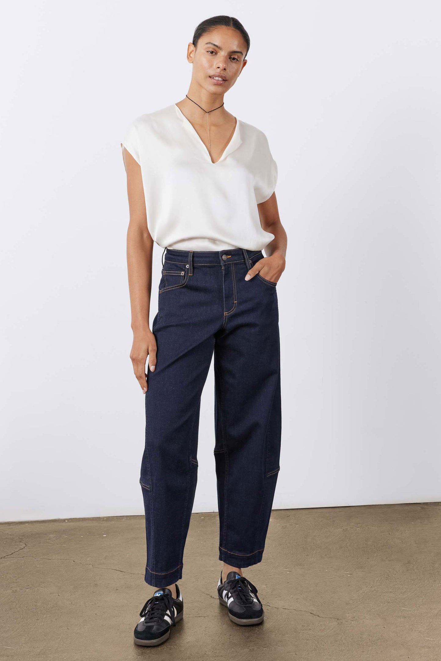 The Petite Ultimate Barrel Leg Jeans 2.0